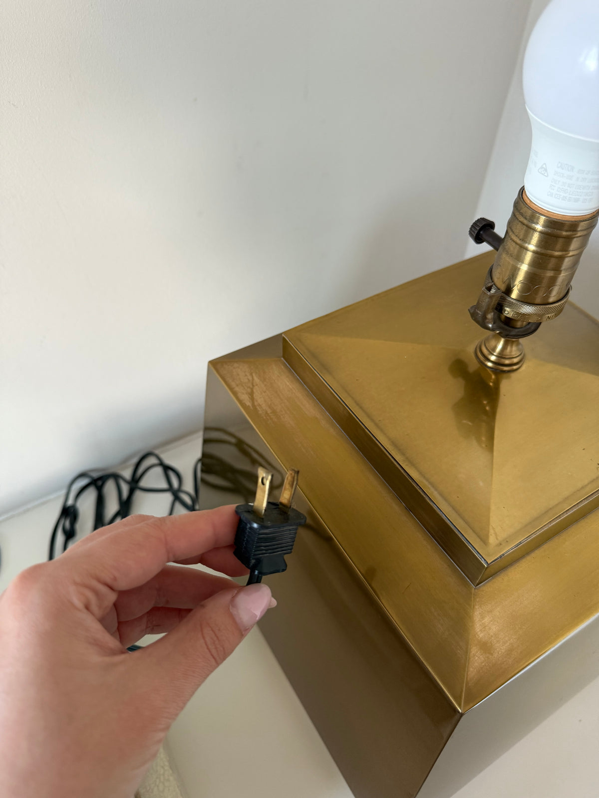 Vintage Wildwood Solid Brass Geometric Table Lamp | Hollywood Regency