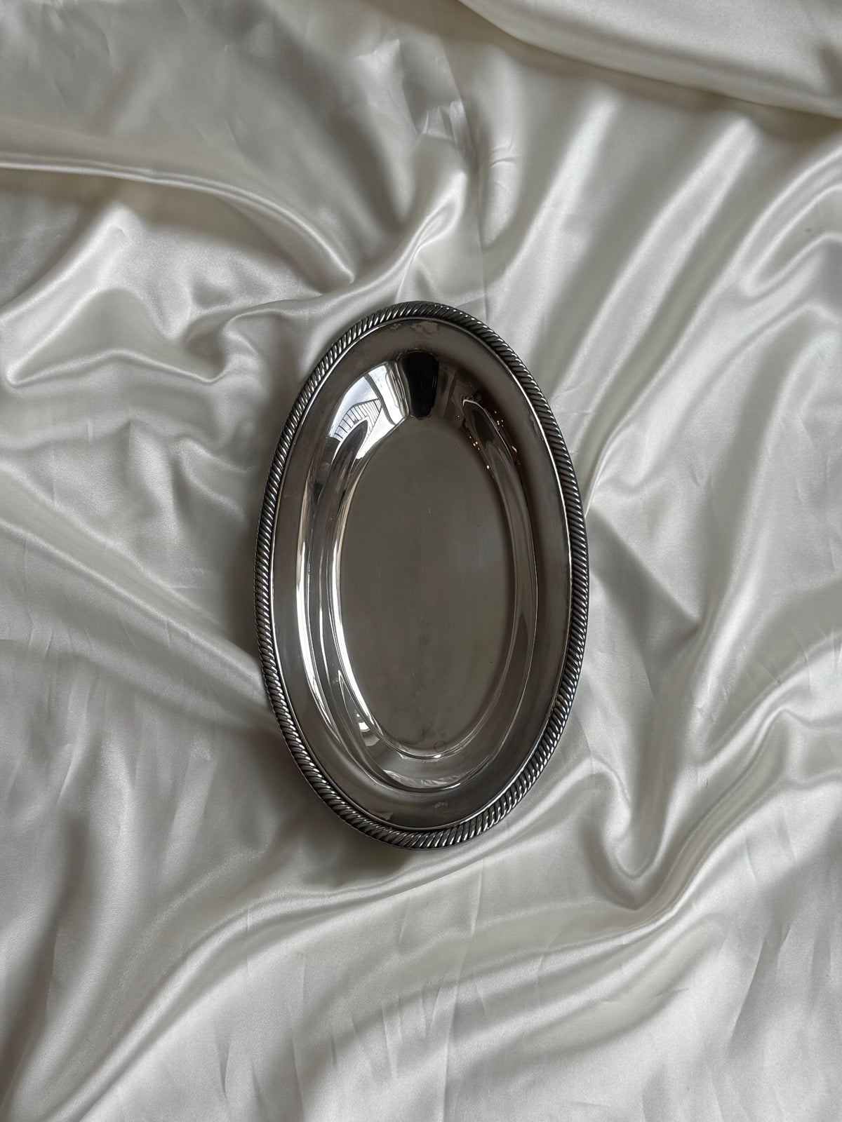 Vintage Silver Plated Oval Serving Tray with Rope Edge Detail