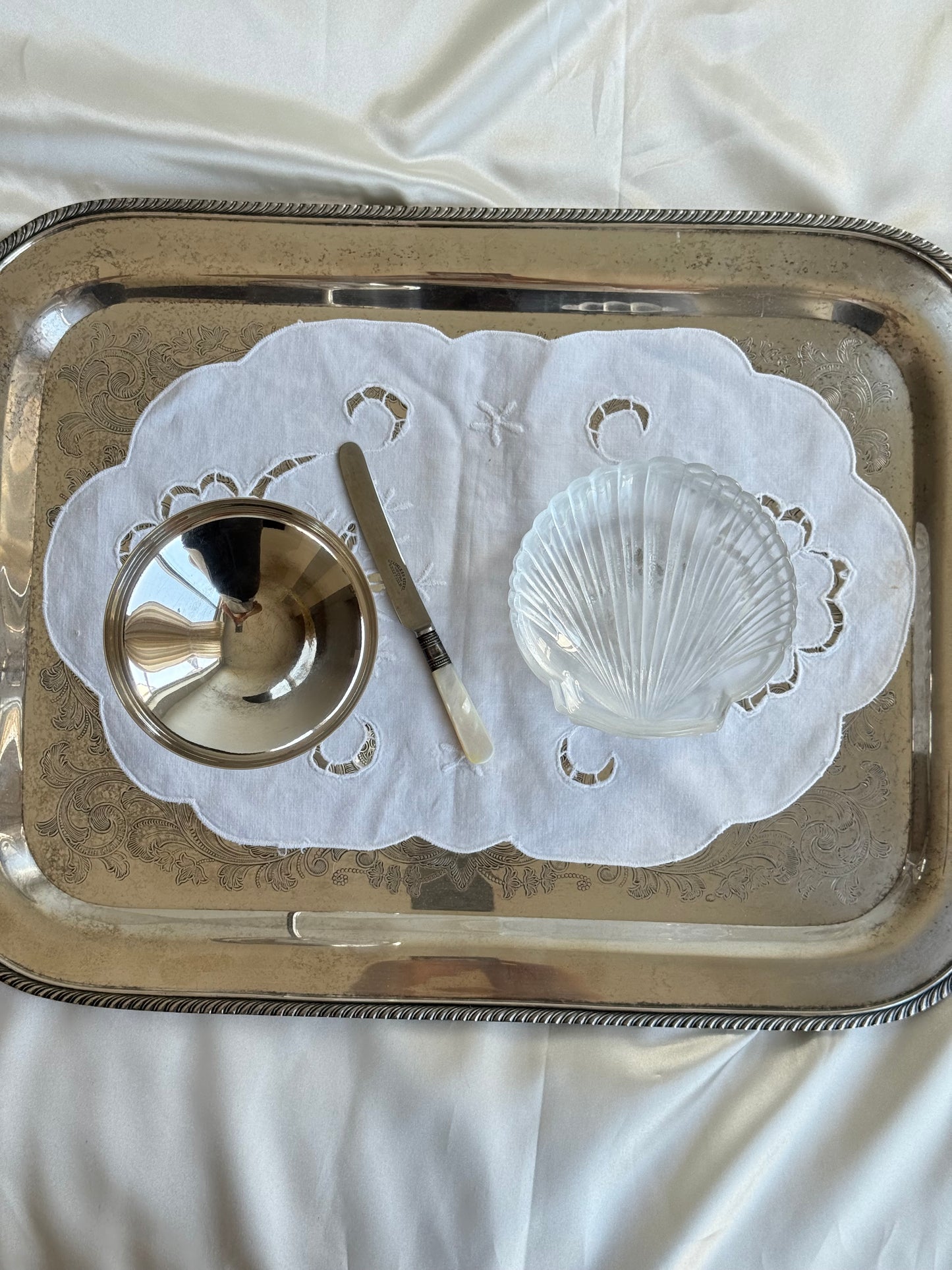 Set of 4 Vintage French Glass Shell Dishes