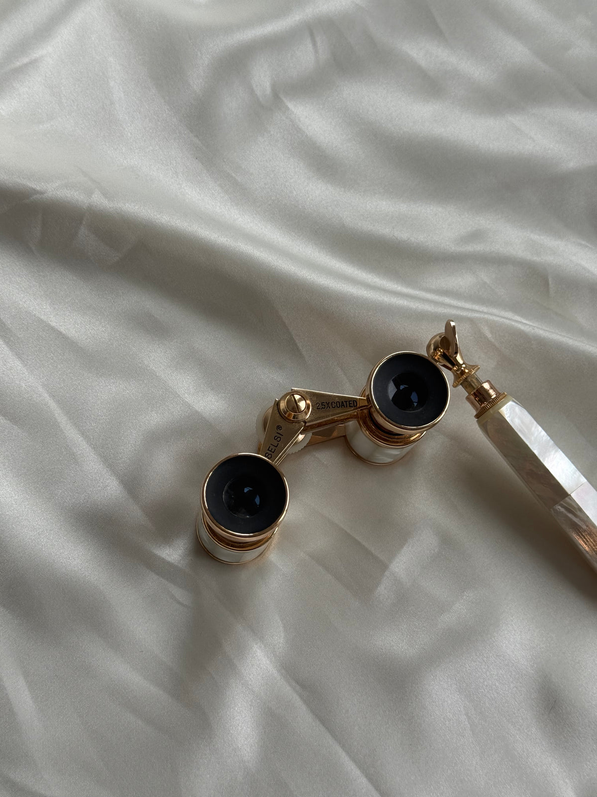 Mother-of-Pearl Opera Glasses | Elegant Theatre Binoculars