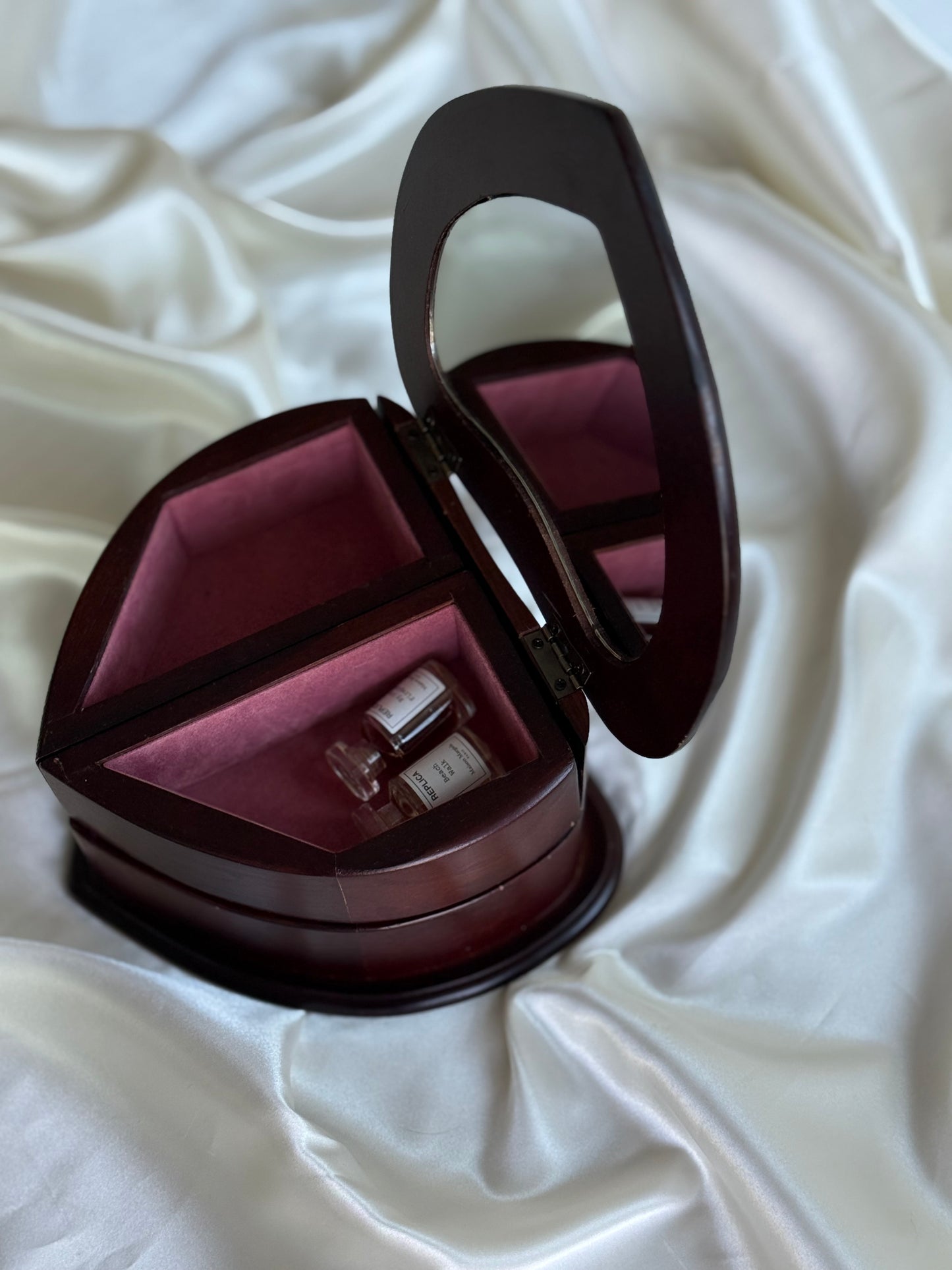 Vintage Heart-Shaped Wooden Jewelry Box with Mirror