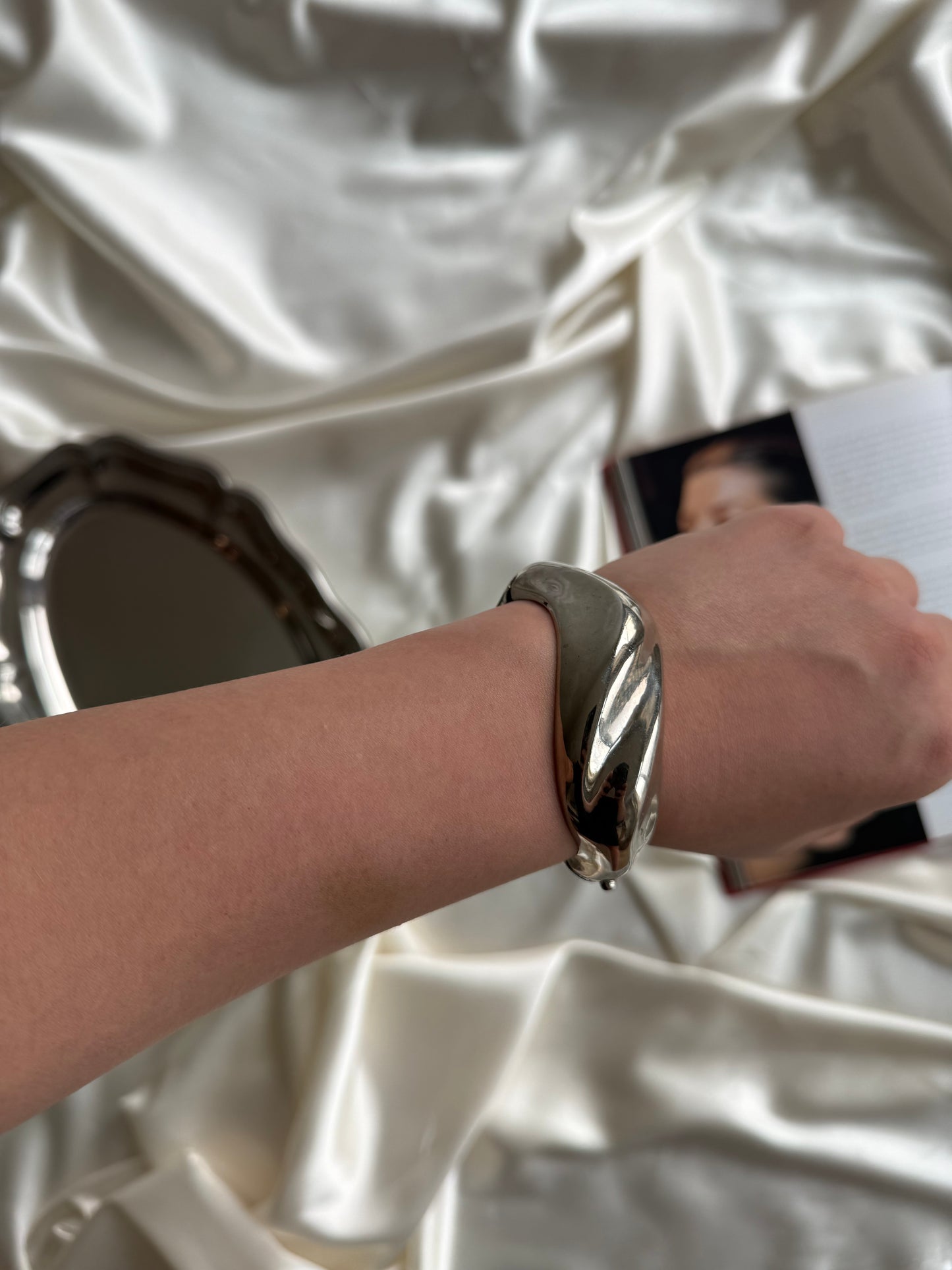 Silver-Plated Clasp Bracelet