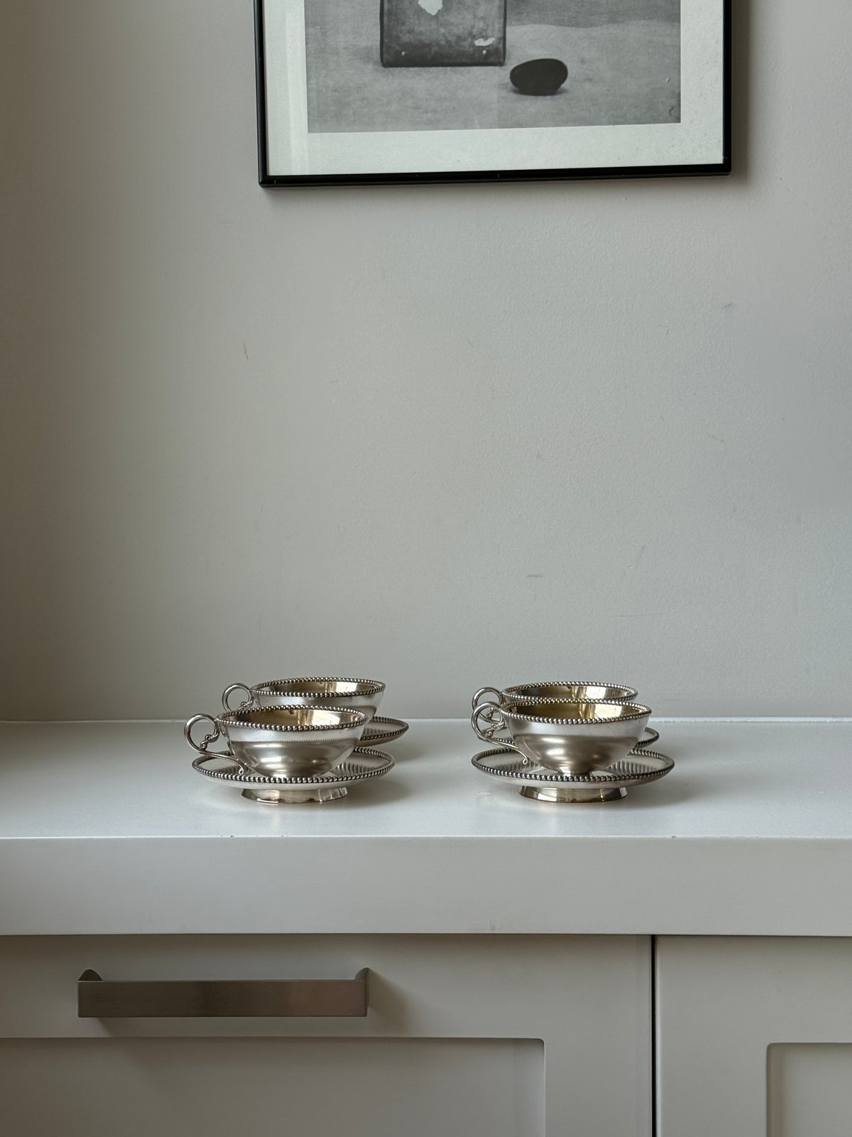 Vintage Meriden Company Silver-Plated Teacups & Saucers – Set of Four