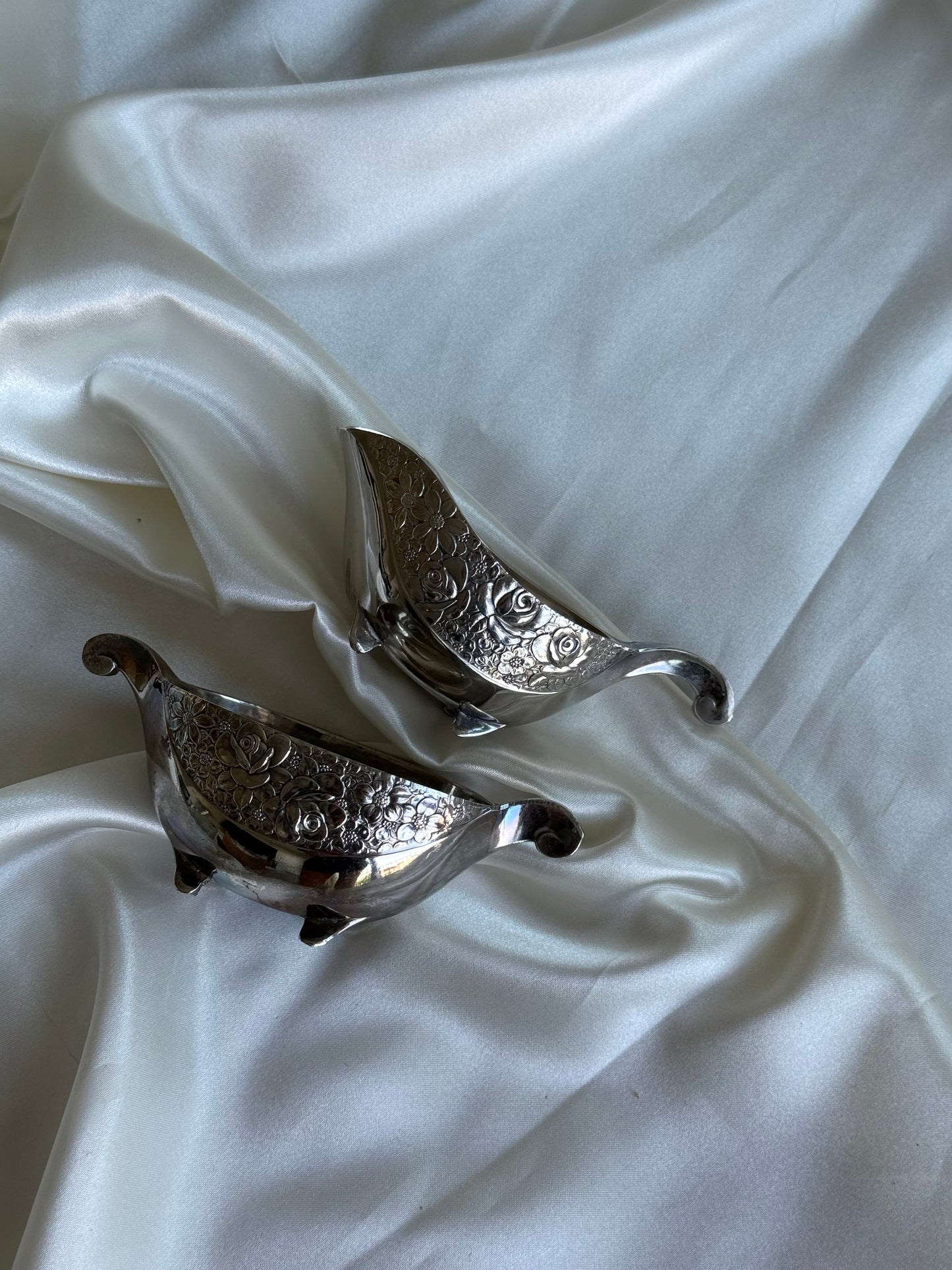 Vintage Silver plated Creamer & Sugar Bowl Set
