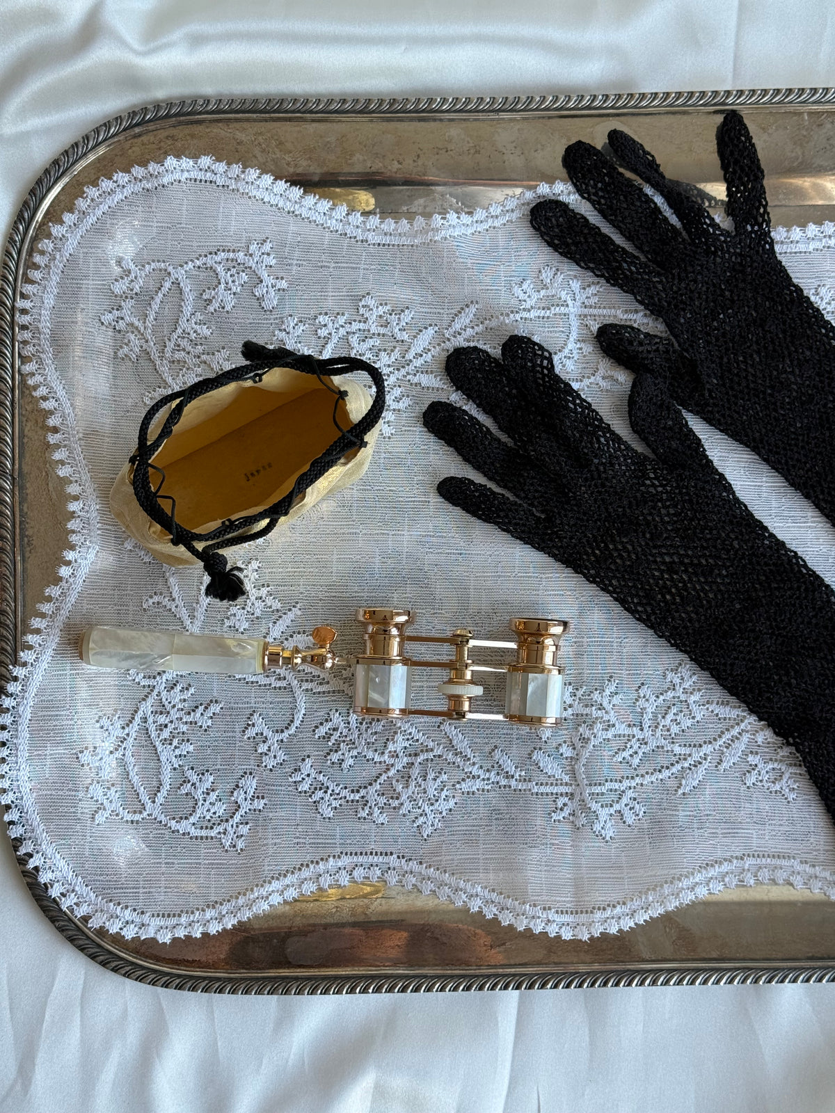 Mother-of-Pearl Opera Glasses | Elegant Theatre Binoculars