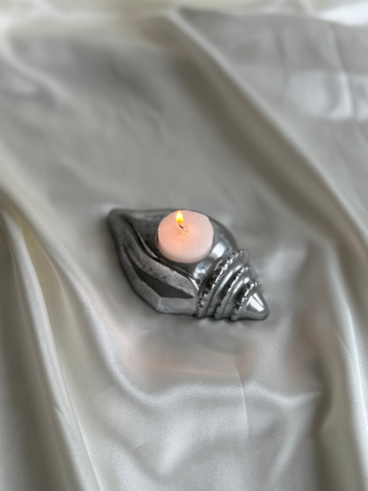 Vintage Silver-Tone Seashell Tealight Candle Holder