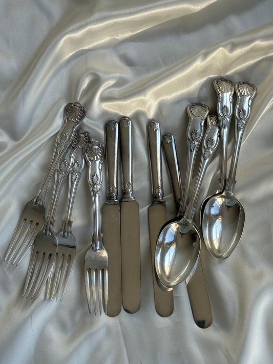 Vintage Silver-Plated Flatware Set shell details – 12 Pieces