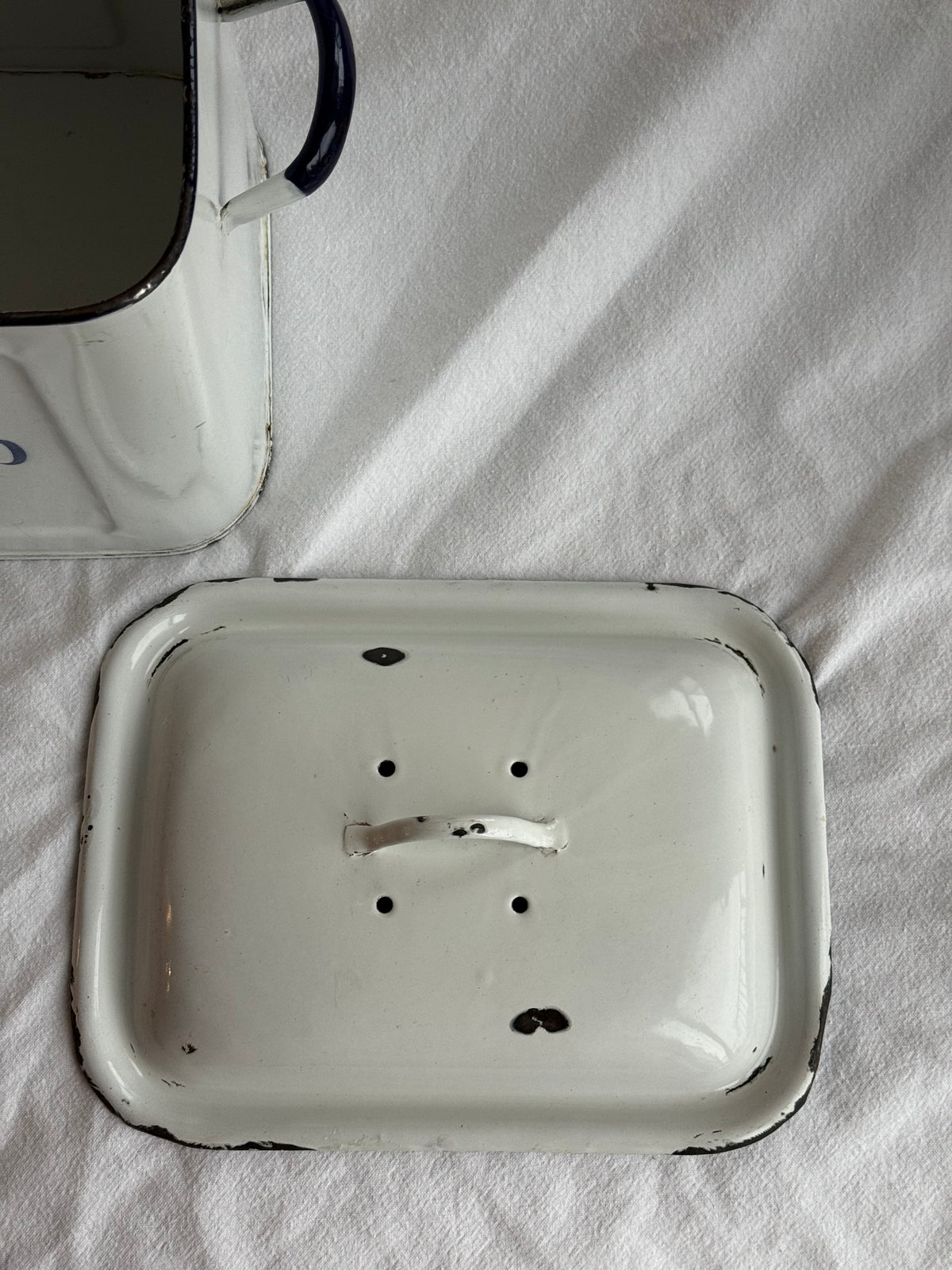 English Enamel Bread Bin – Vintage Farmhouse Kitchen Storage