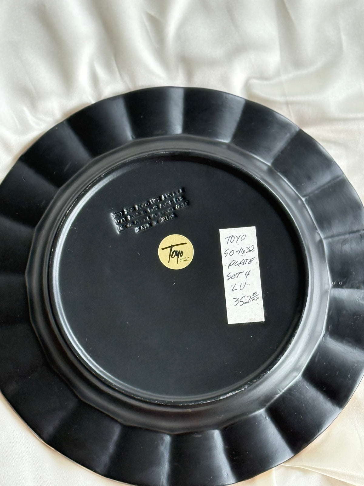 Vintage Toyo Hand-Painted Botanical Plates — Set of Four