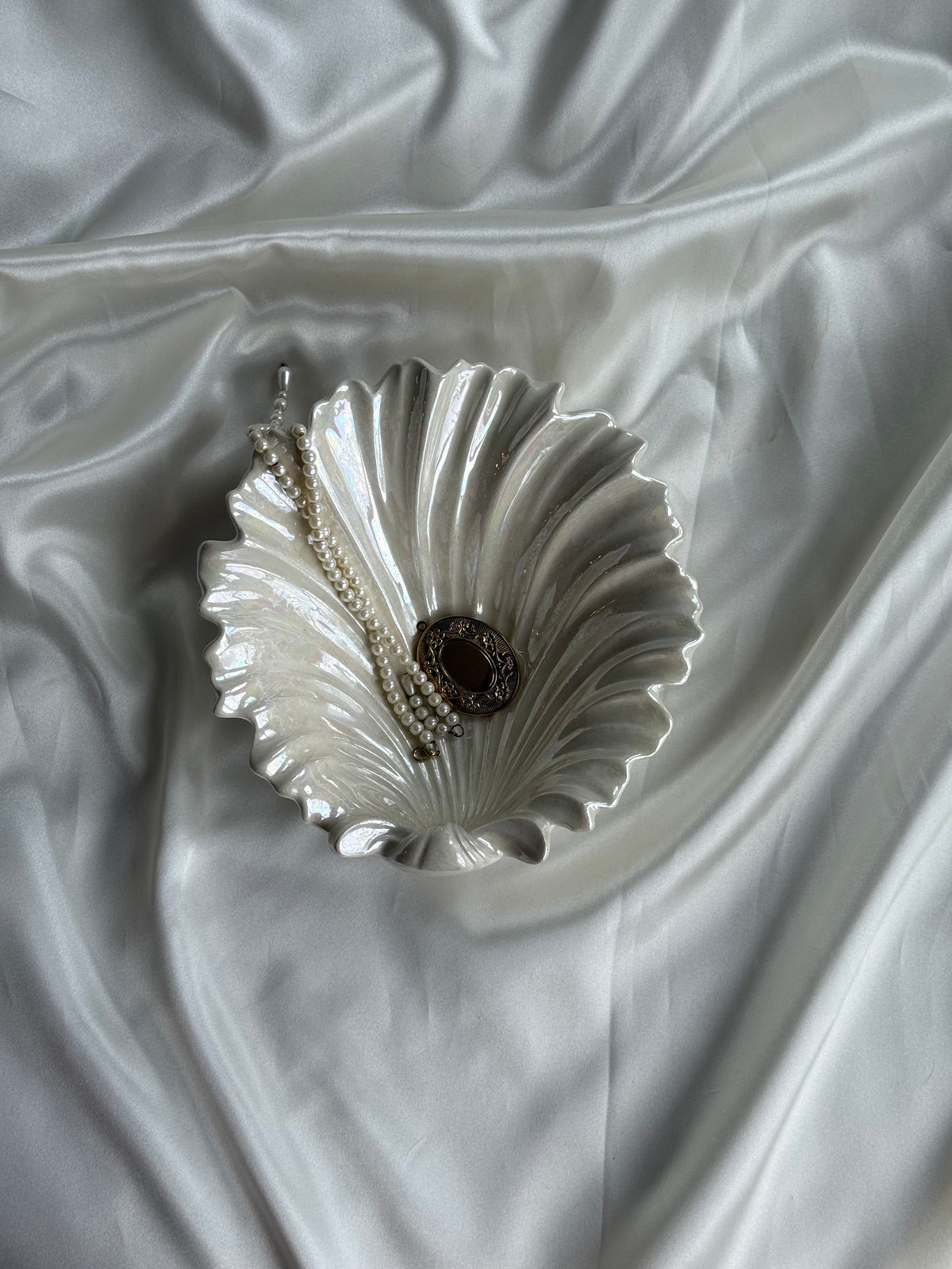 Vintage Iridescent Ceramic Scallop Shell Dish