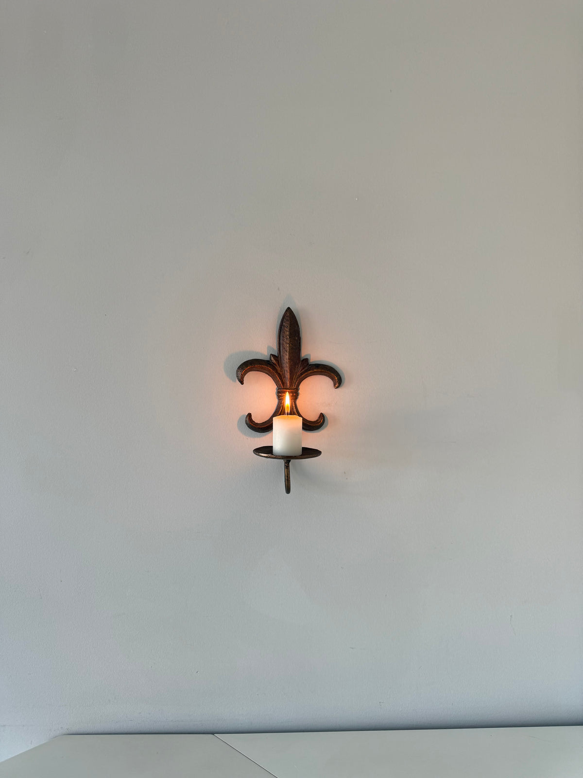 Vintage Fleur-de-Lis Cast Iron Wall Candle Sconce – French Country Style