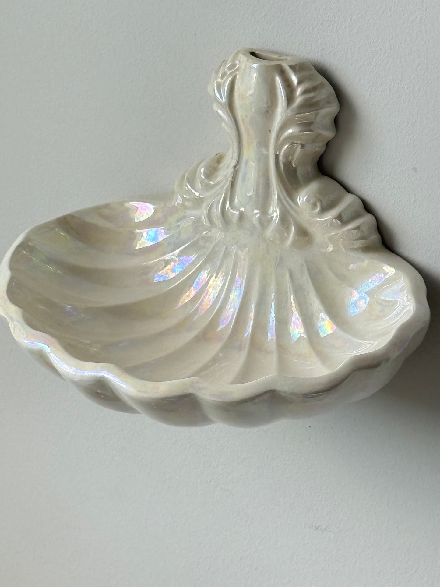 Vintage Wall Shell Dish – Pearl Lustre Ceramic