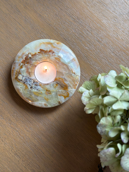 Onyx candleholder