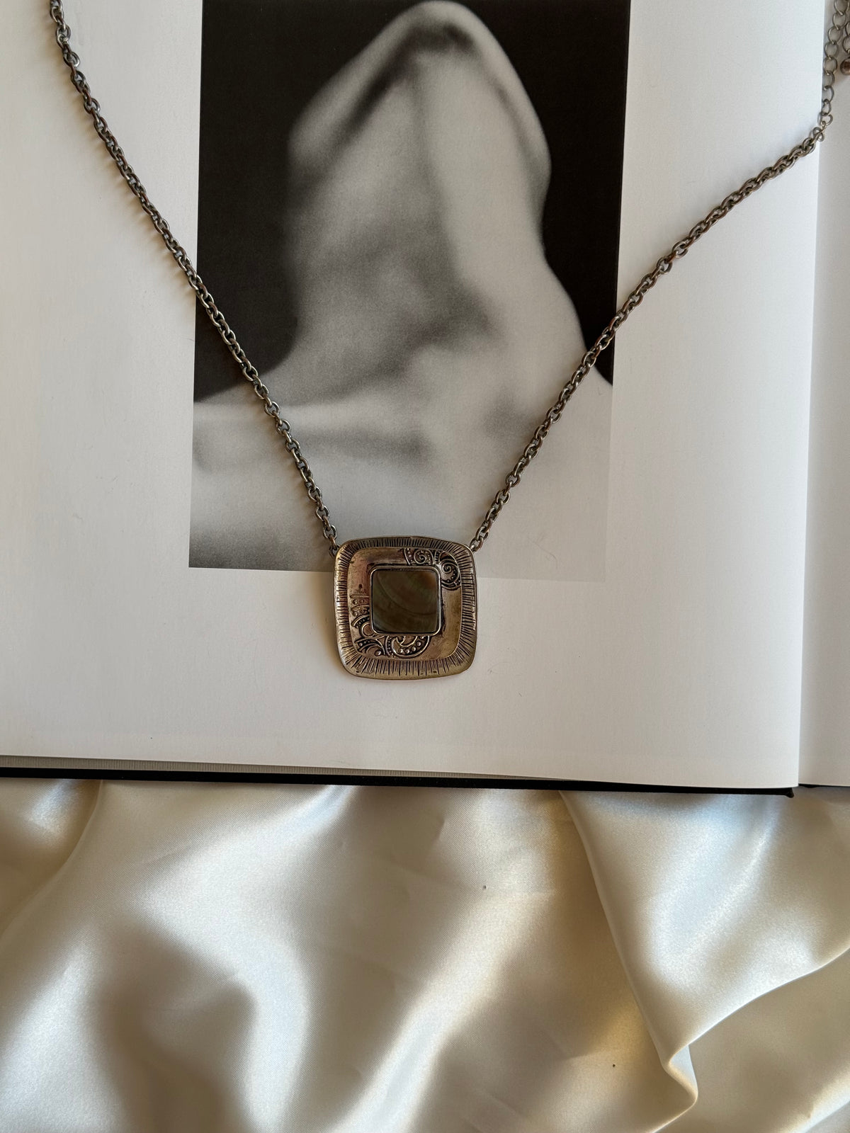 Vintage Silver-Tone Mother-of-Pearl Statement Necklace