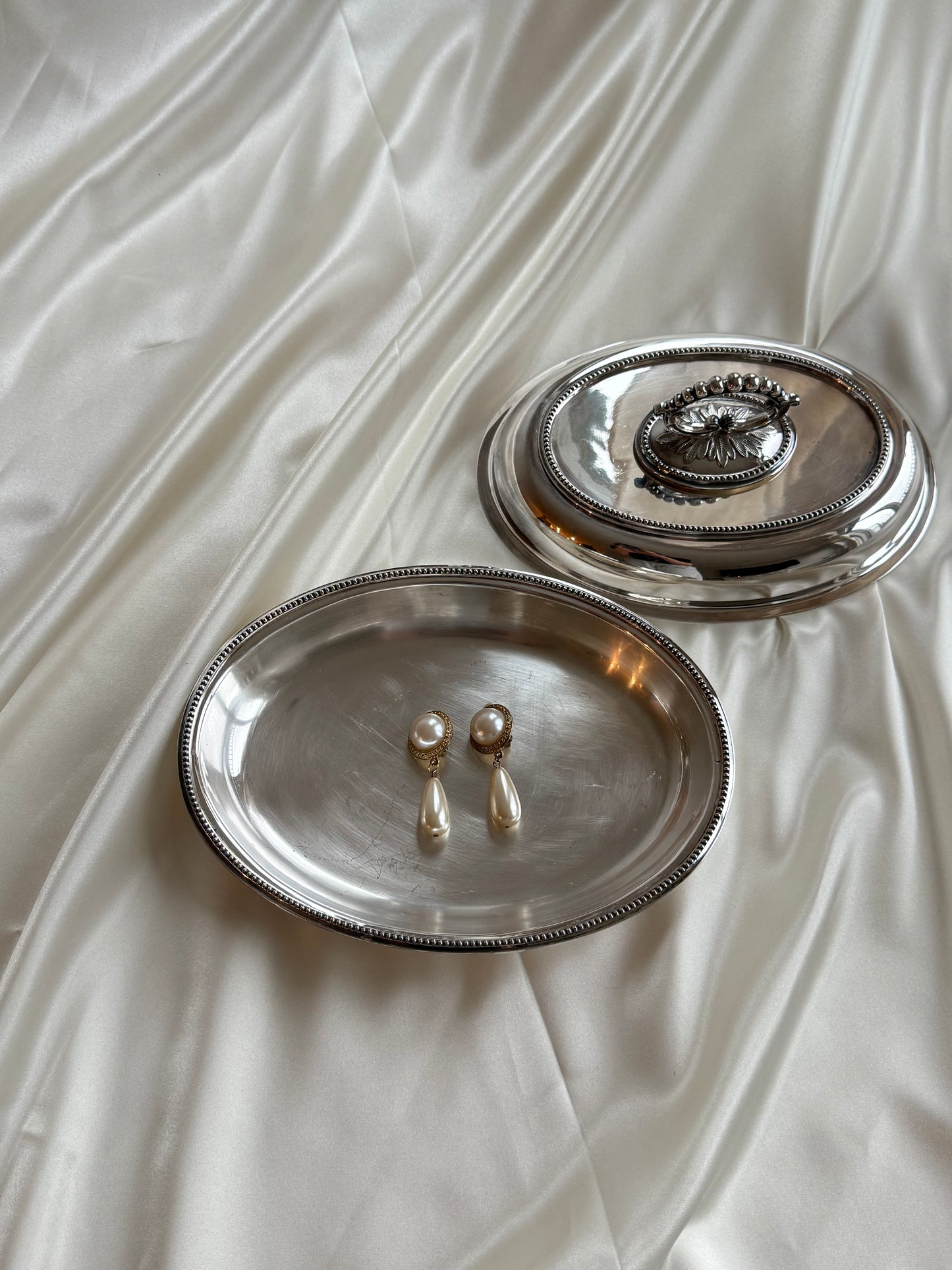 Vintage English Silver-Plated Covered Serving Dish – F. Brooks