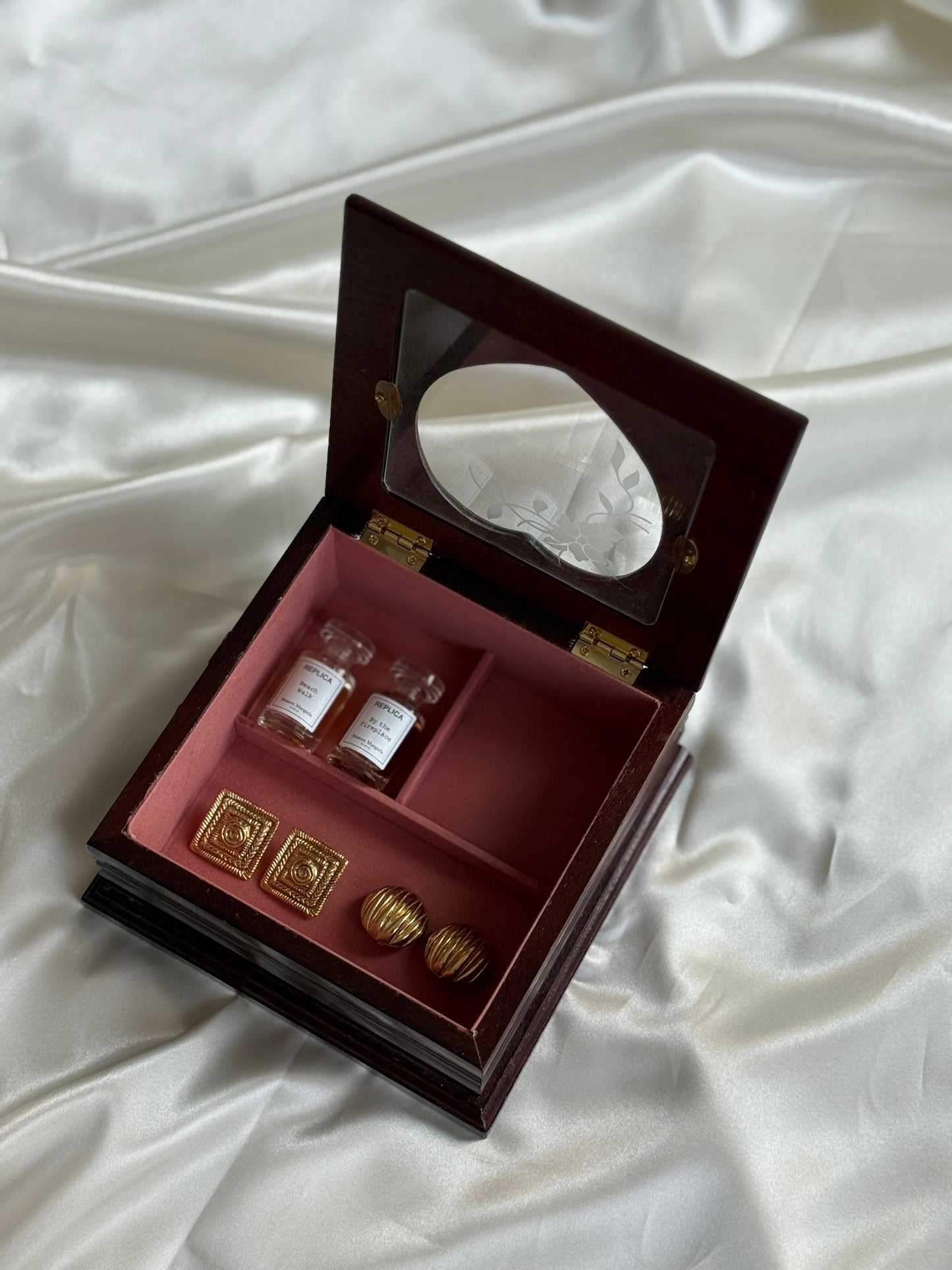 Vintage Wooden Jewelry Box with Heart glass