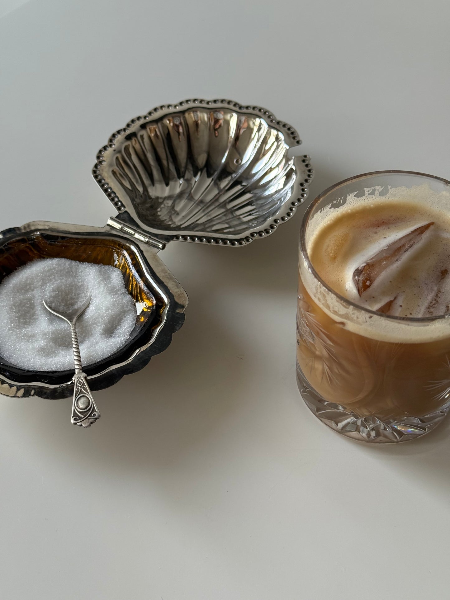 Vintage Shell-Shaped Sugar Dish