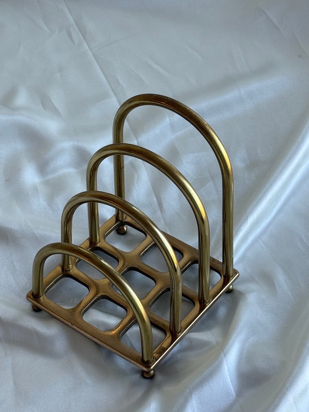 Vintage Brass Graduated Letter & Mail Holder – Mid-Century Style Desk Organizer