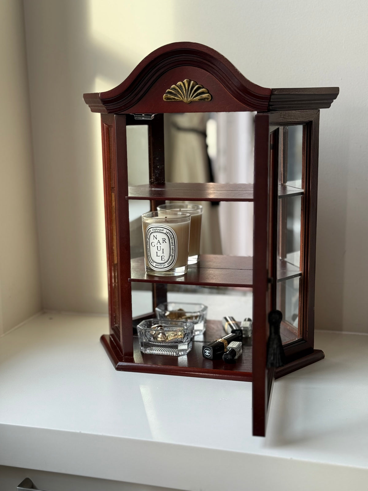 Vintage Mahogany Glass Curio Cabinet with Mirrored Back