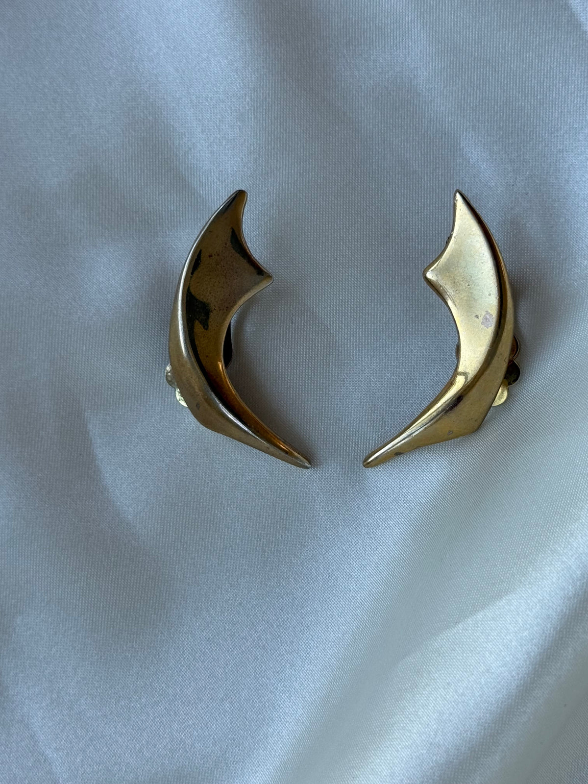 Vintage Sculptural Gold-Tone Clip-On Earrings