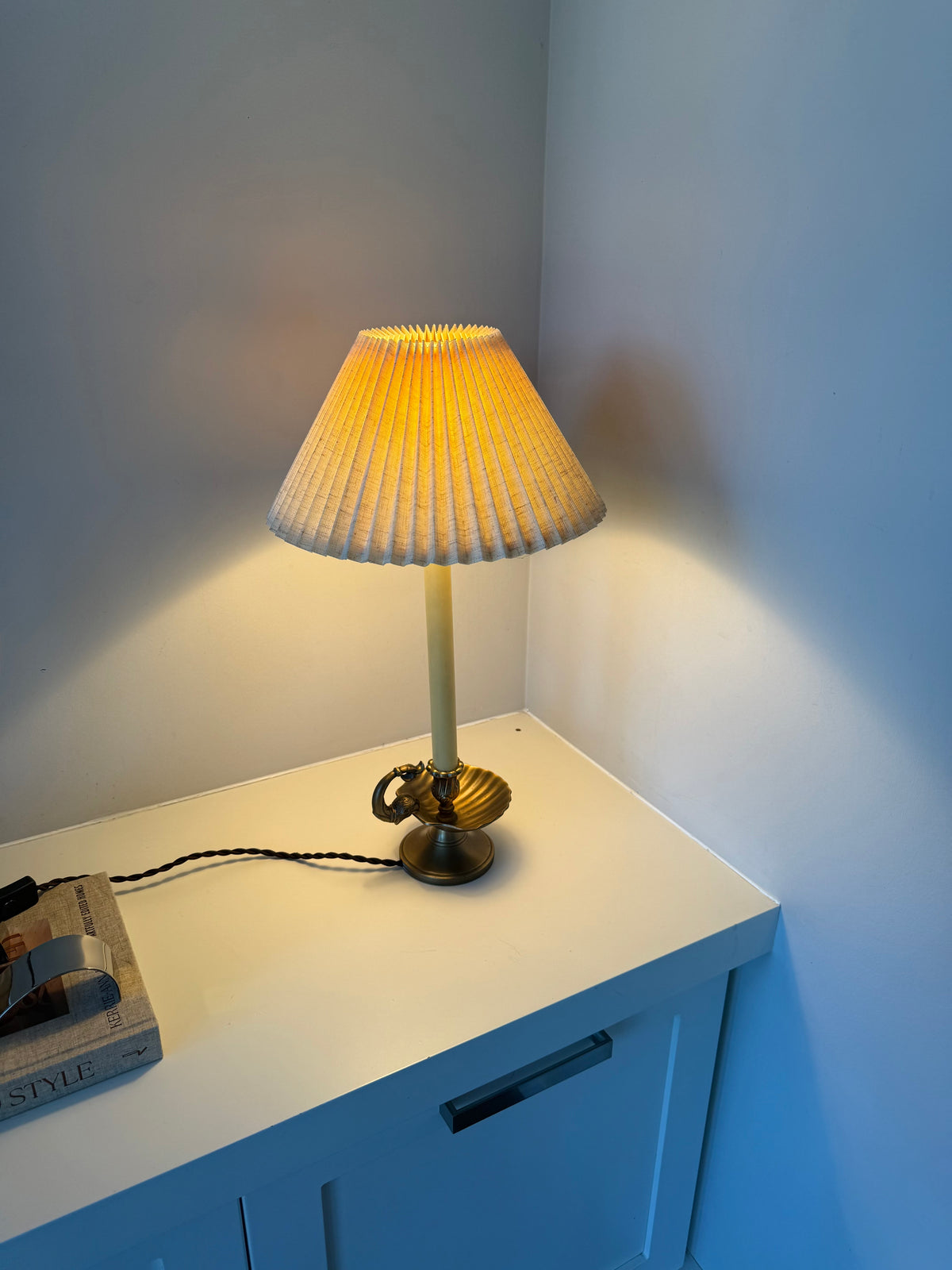 Vintage Brass Shell Table Lamp