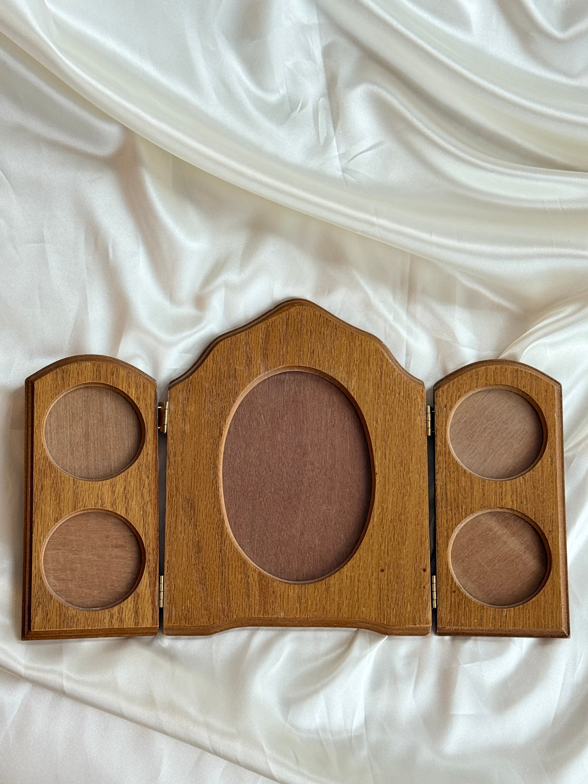 Vintage Wooden Folding Multi-Photo Frame