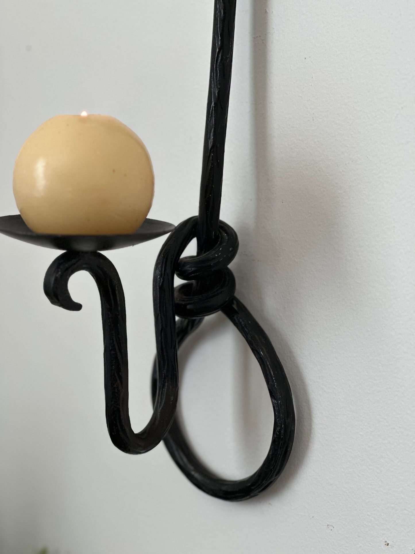 Rope look sconce candleholder