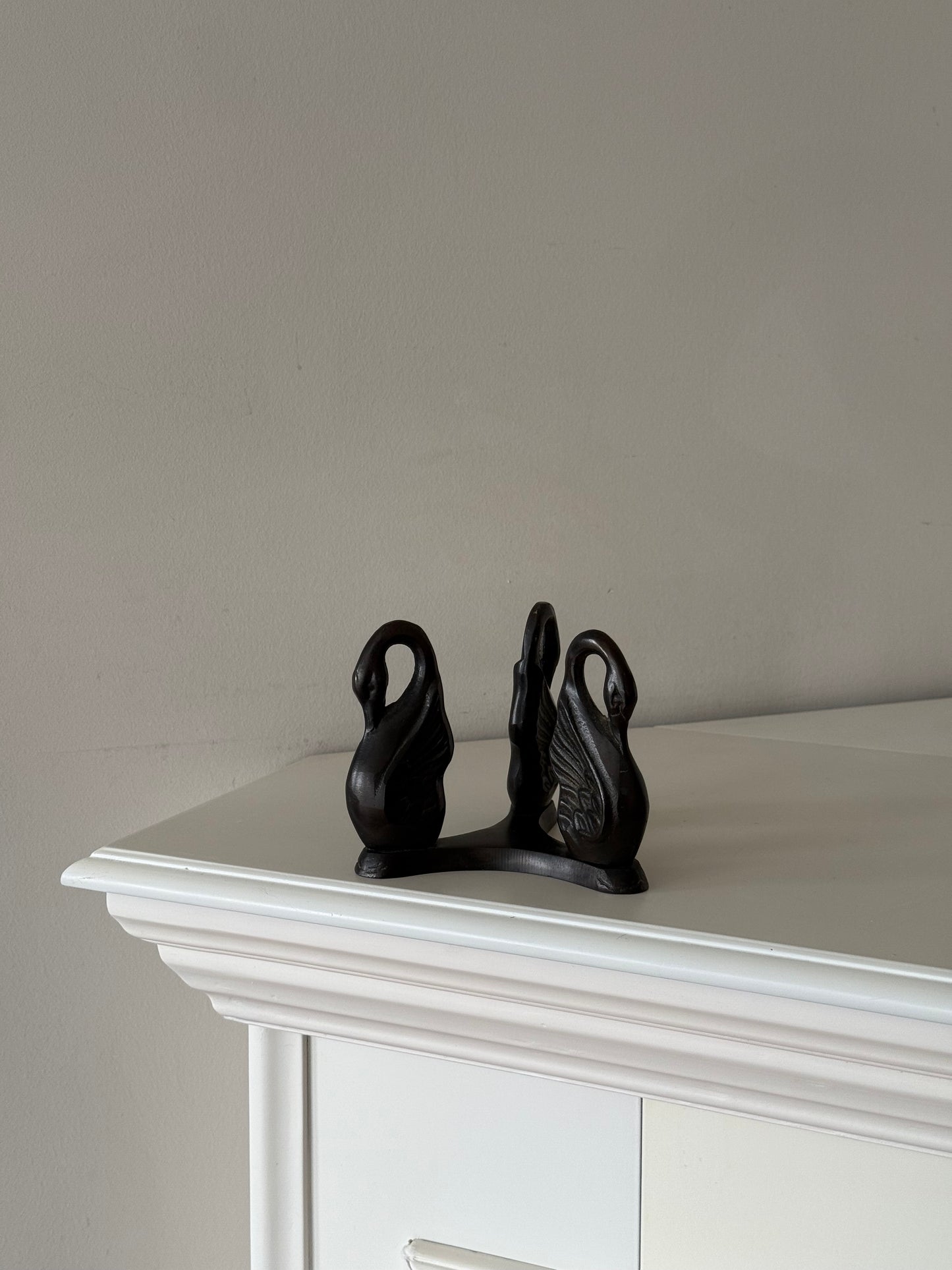 Vintage Swan Pedestal Stand