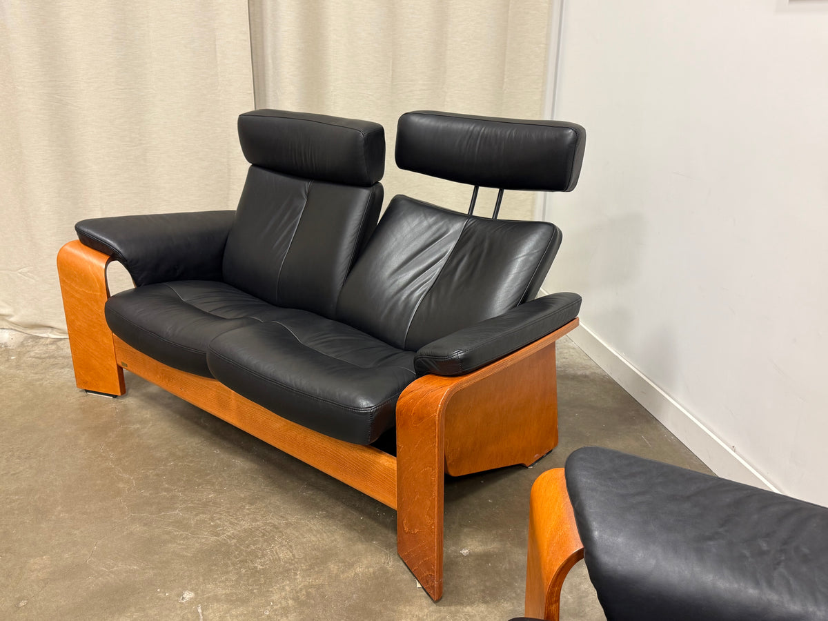 Stressless Pegasus loveseat and armchair by Ekornes, crafted in Norway