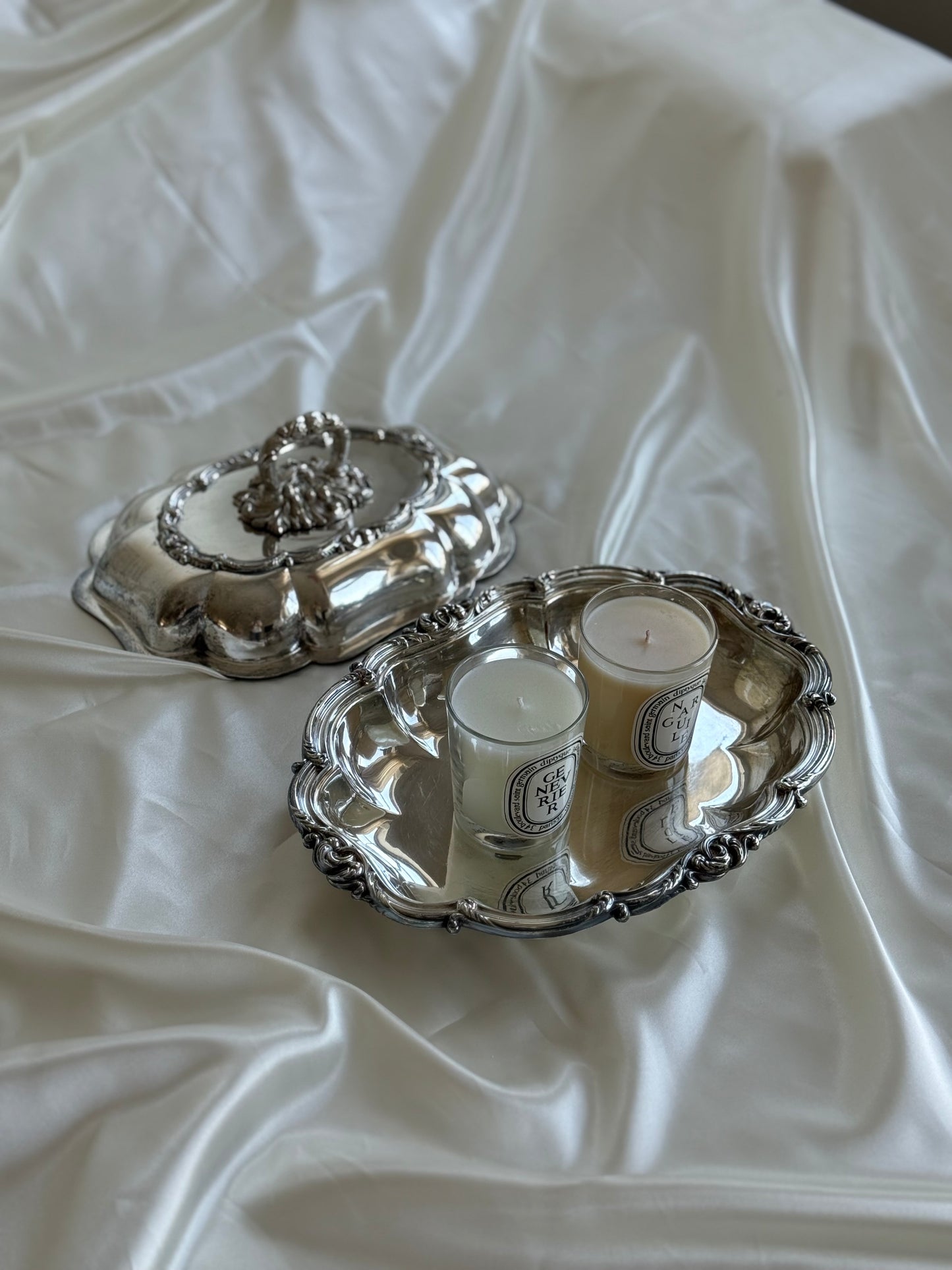Antique Rococo Revival Lidded Entrée Dish with Removable Lock Handle