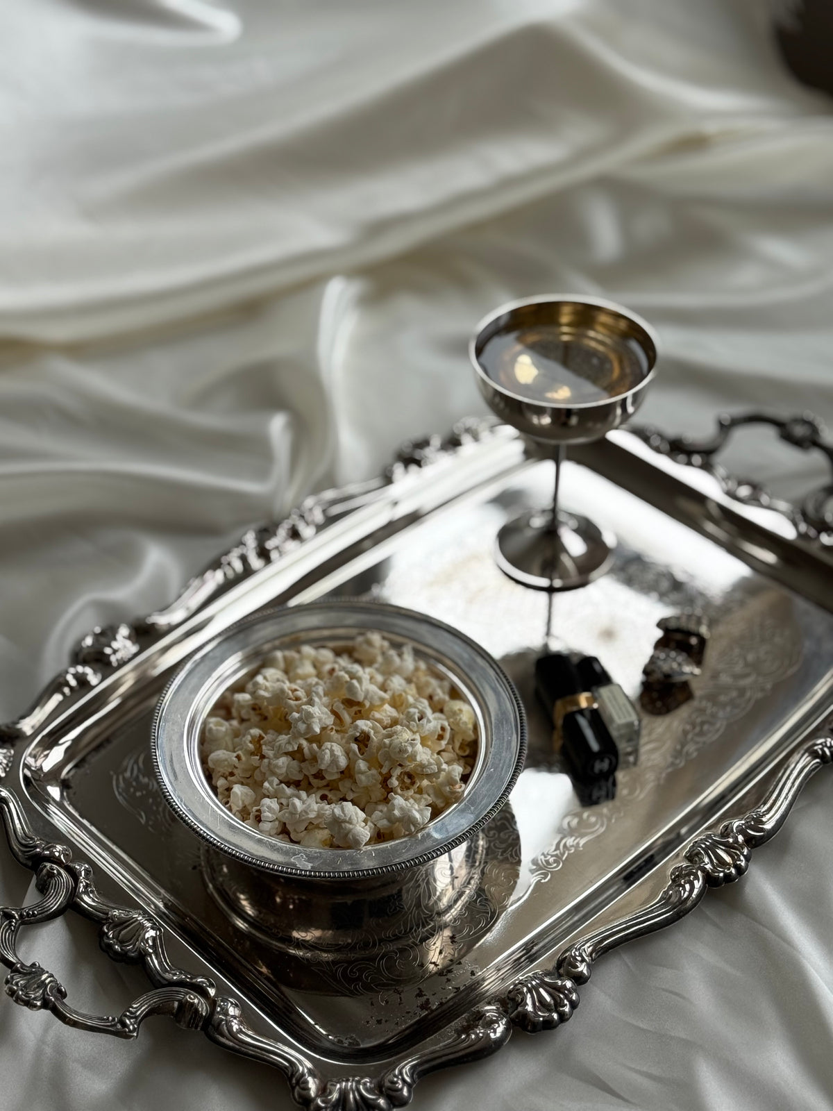 Vintage Silver-Plated Round Serving Bowl | Beaded Rim