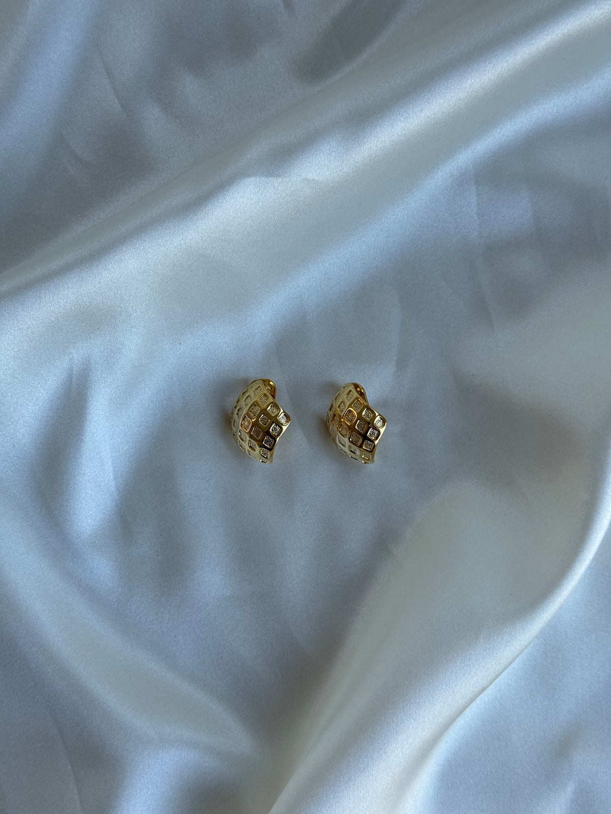 Vintage Gold-Tone Geometric Clip-On Earrings