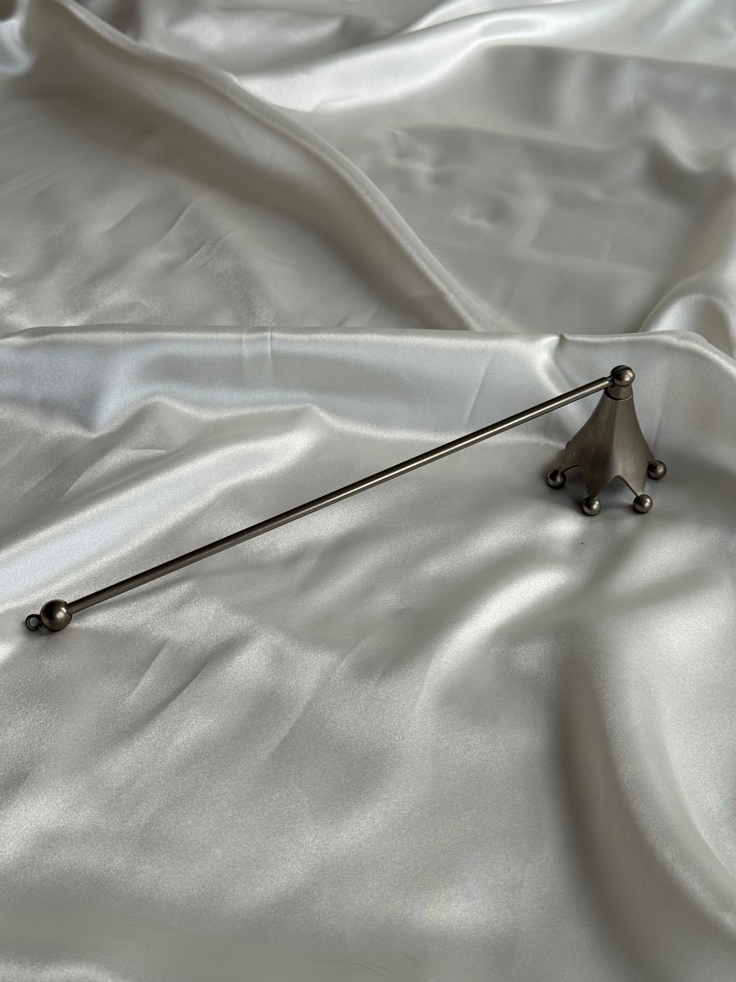 Vintage Silver-Toned Candle Snuffer