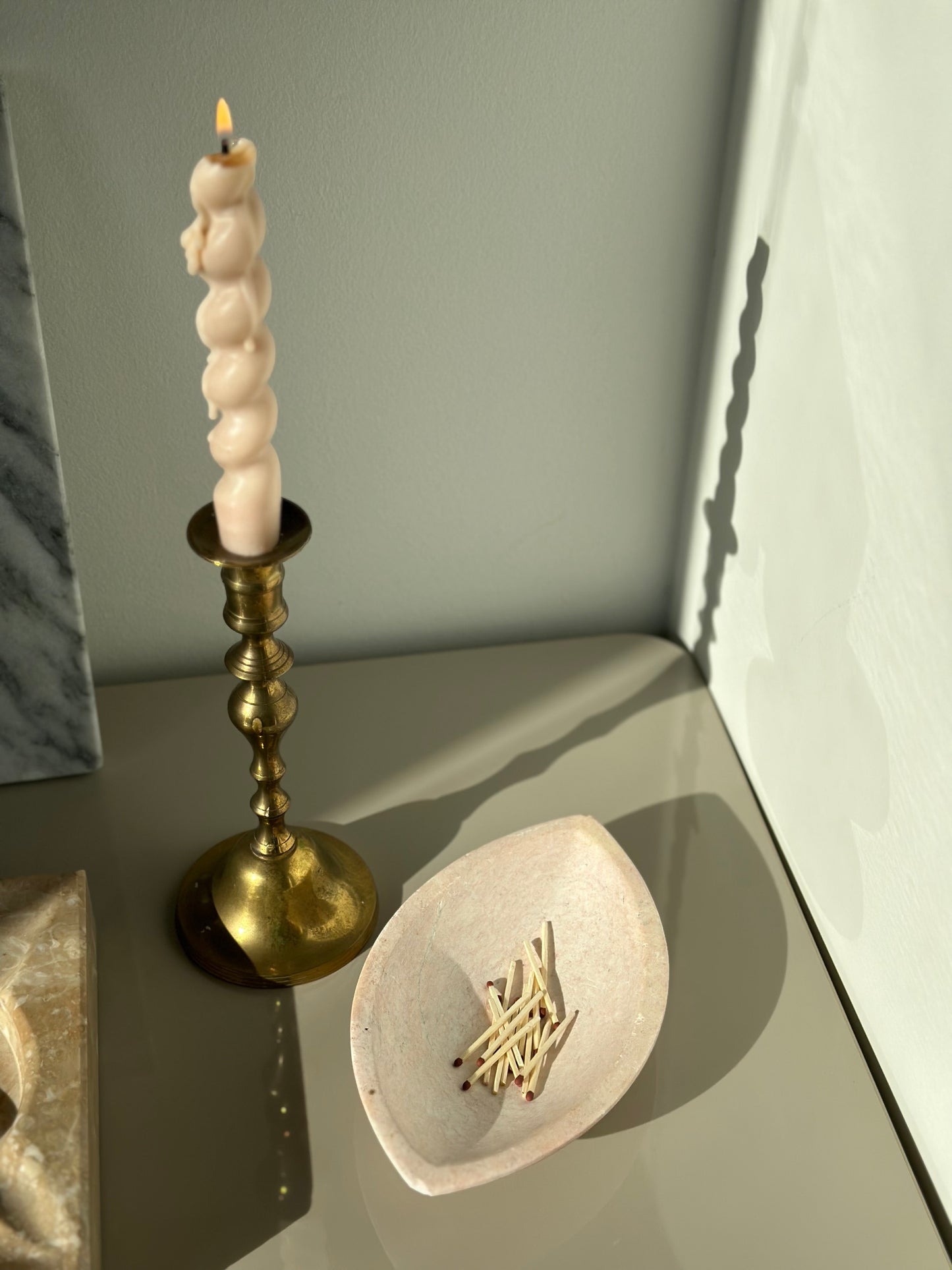 Pink stone catchall