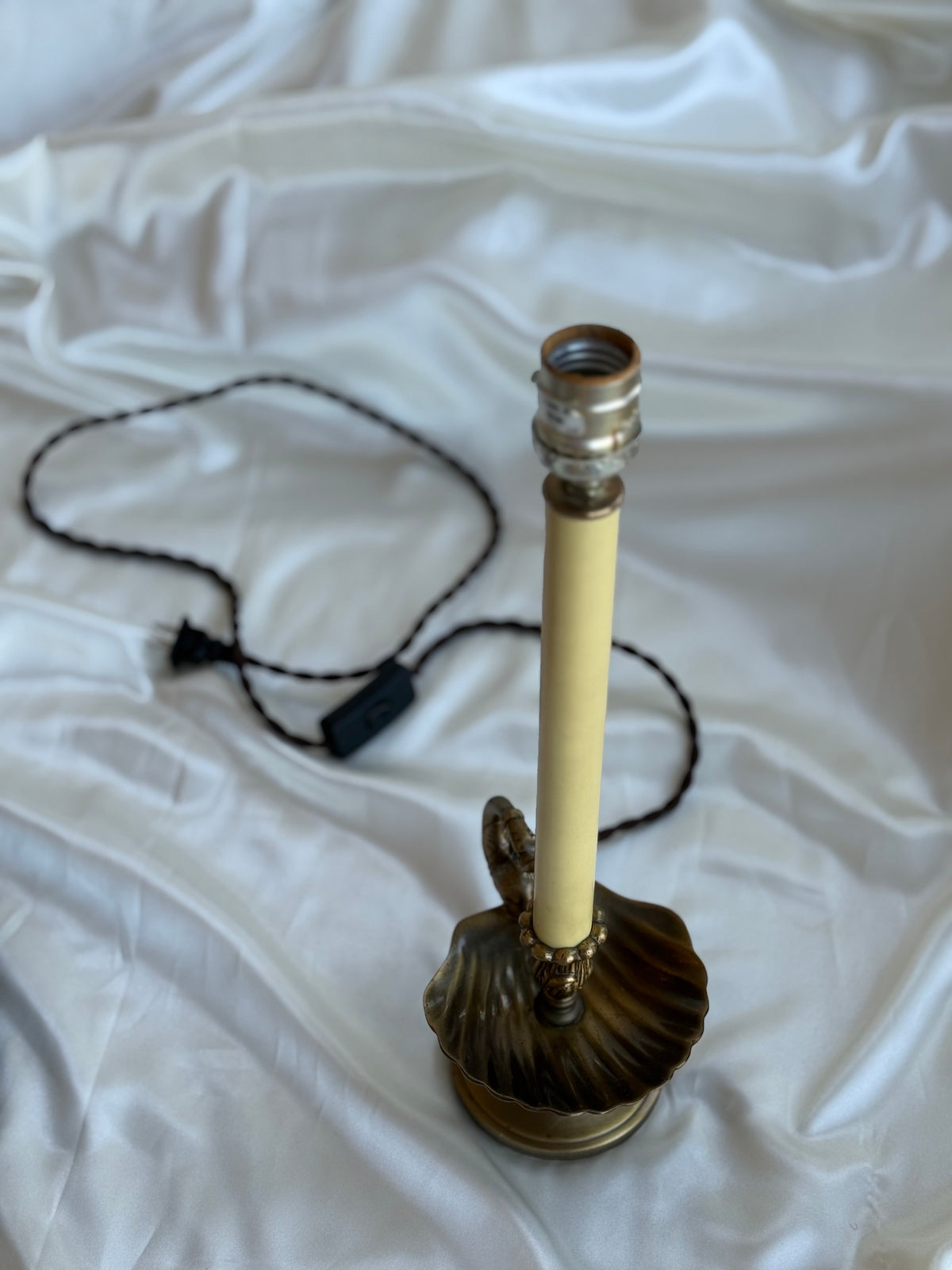Vintage Brass Shell Table Lamp