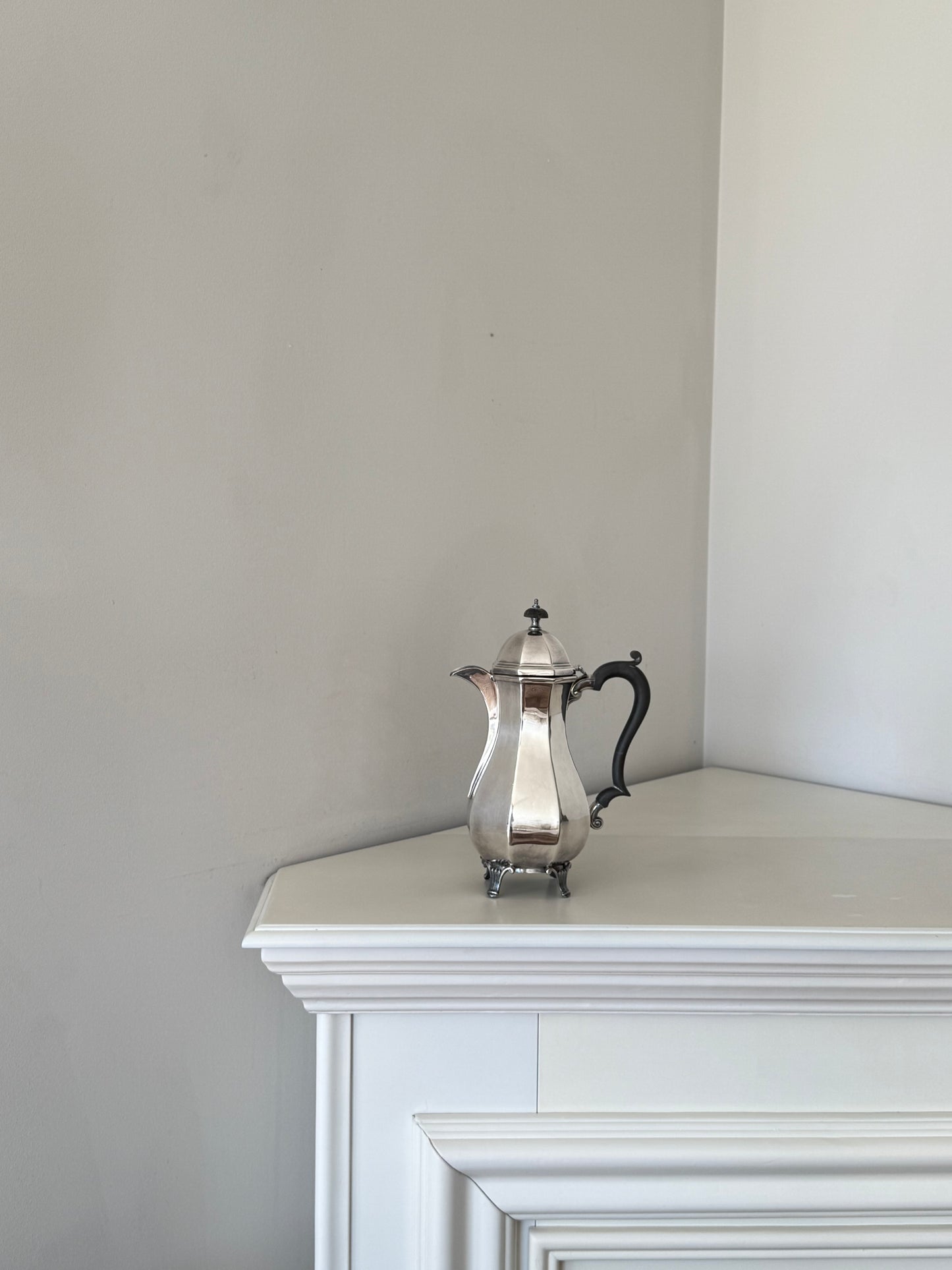 Vintage Silver-Plated Coffee/Tea Pot