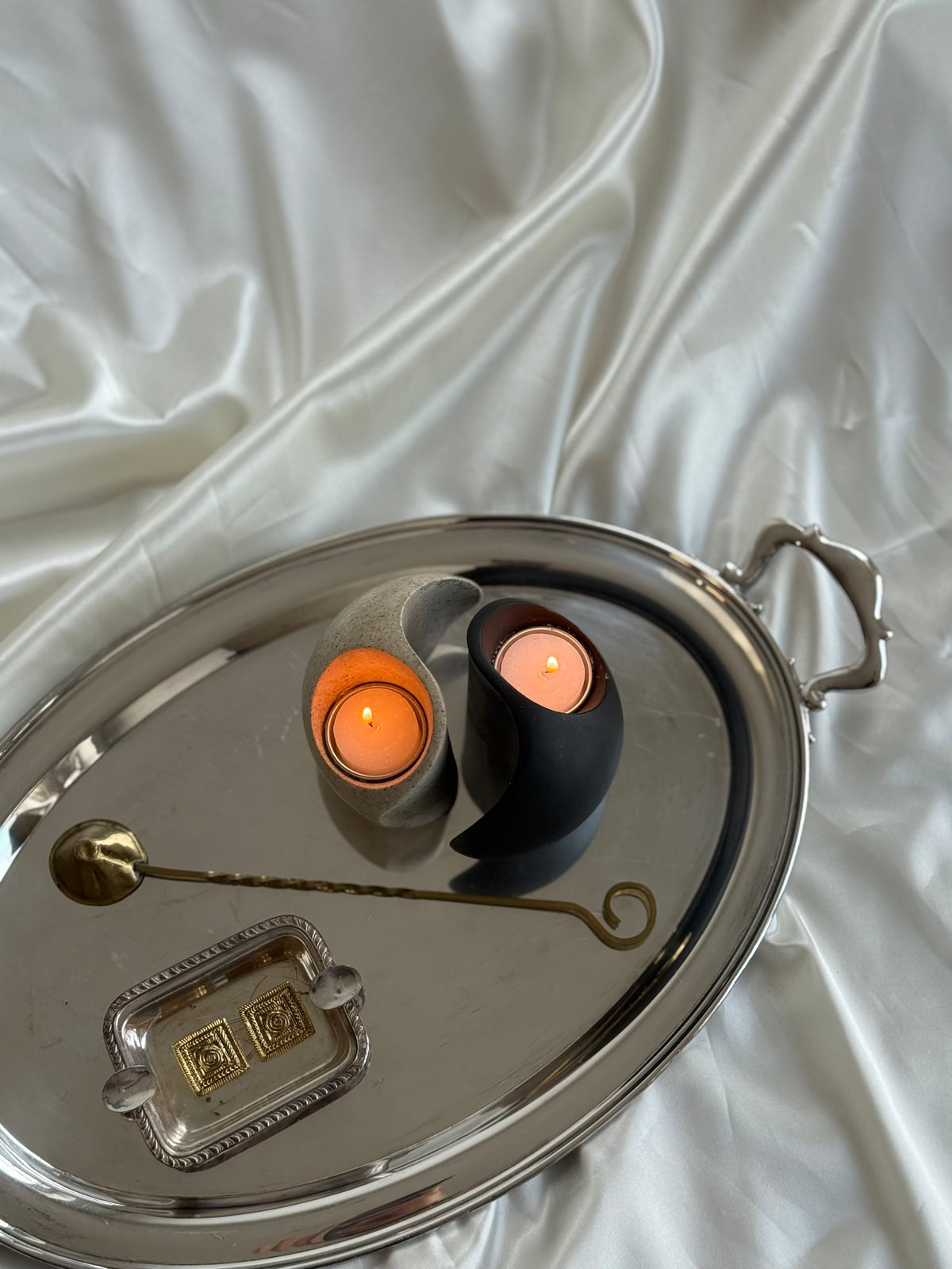Vintage Yin Yang Double Tealight Candle Holder
