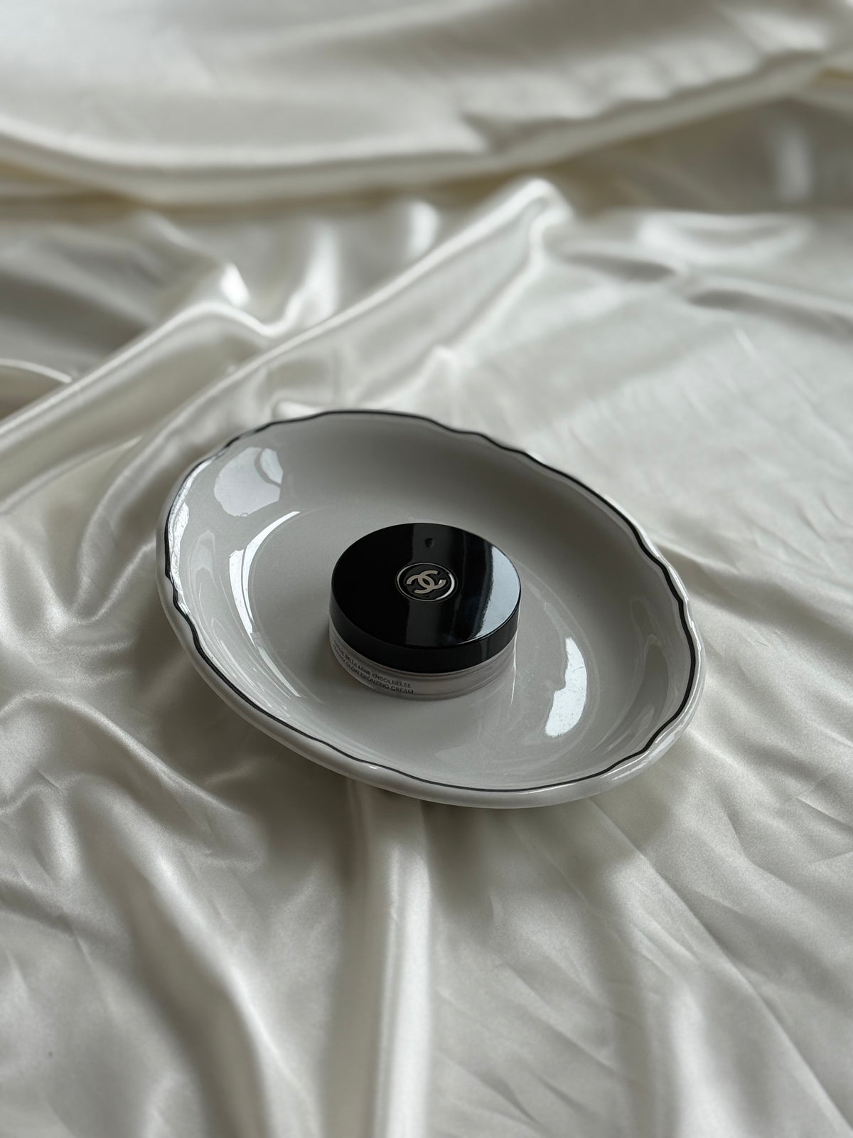 Vintage Scalloped Oval Serving Plates
