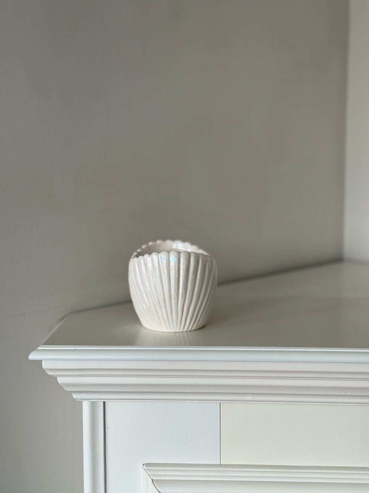 Vintage Iridescent White Ceramic Clam Shell Planter