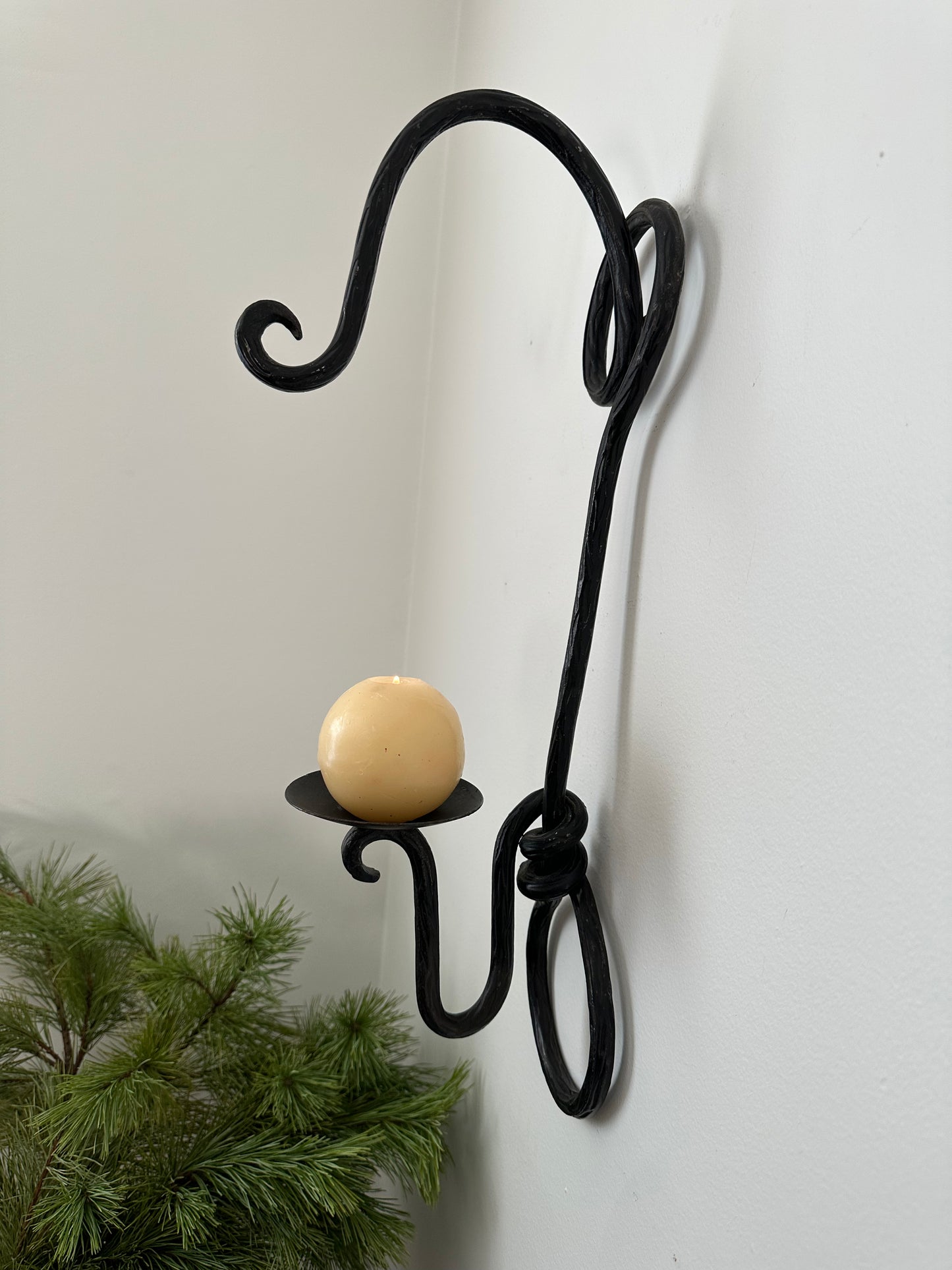 Rope look sconce candleholder