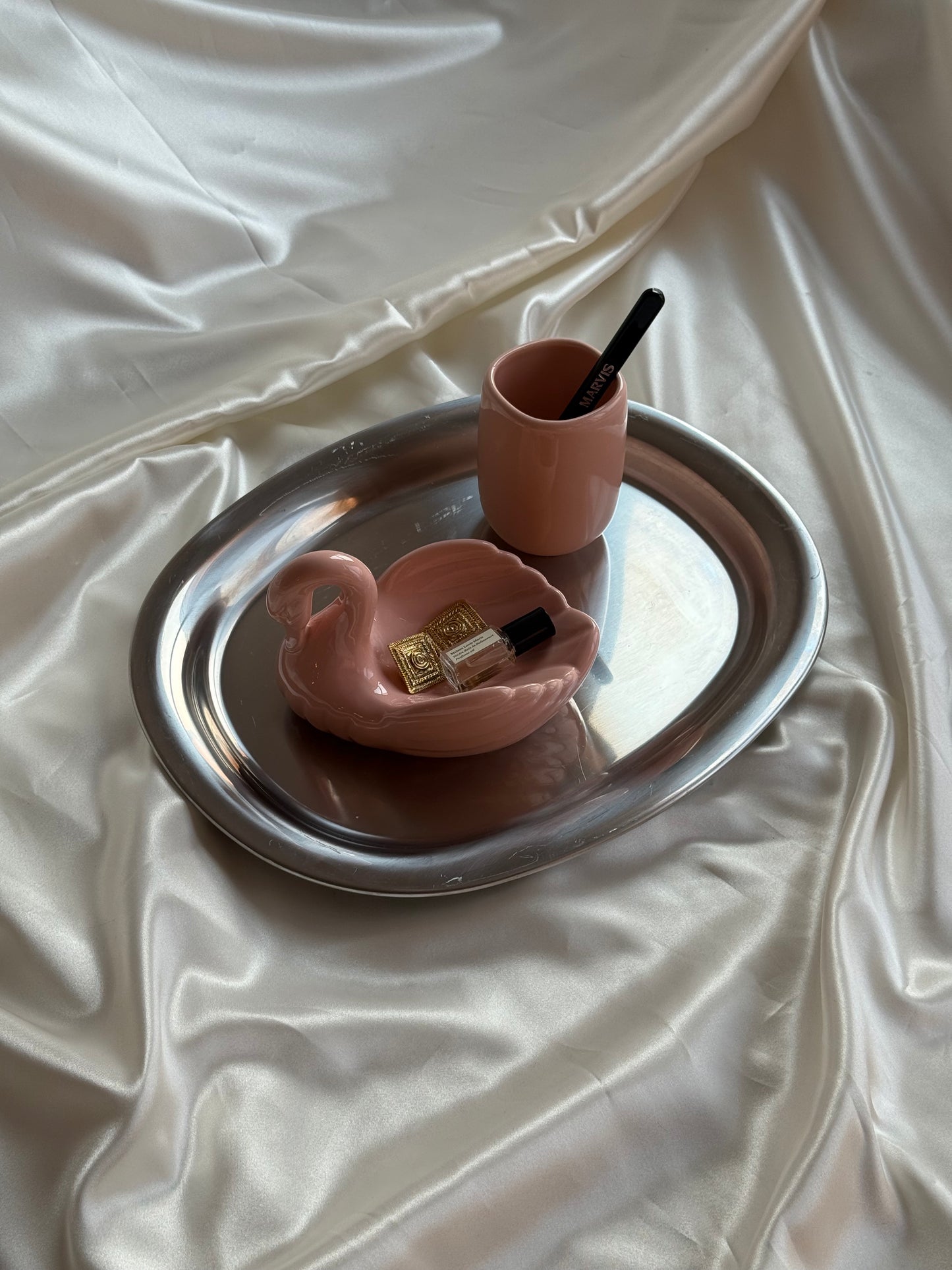 Vintage Blush Pink Ceramic Swan Vanity Set — 2 Pieces