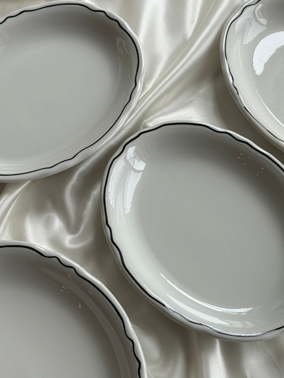 Vintage Scalloped Oval Serving Plates