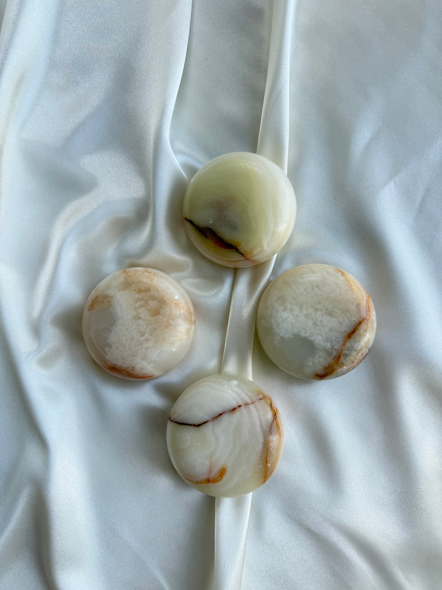 Onyx Rounds — Set of 4