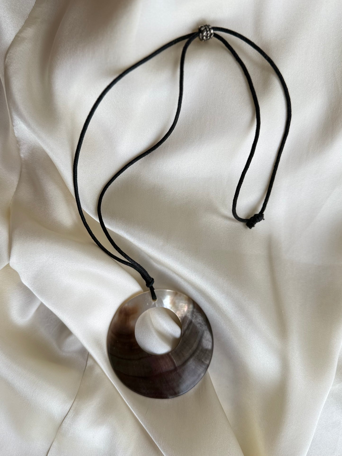 Natural Horn Circle Pendant Necklace