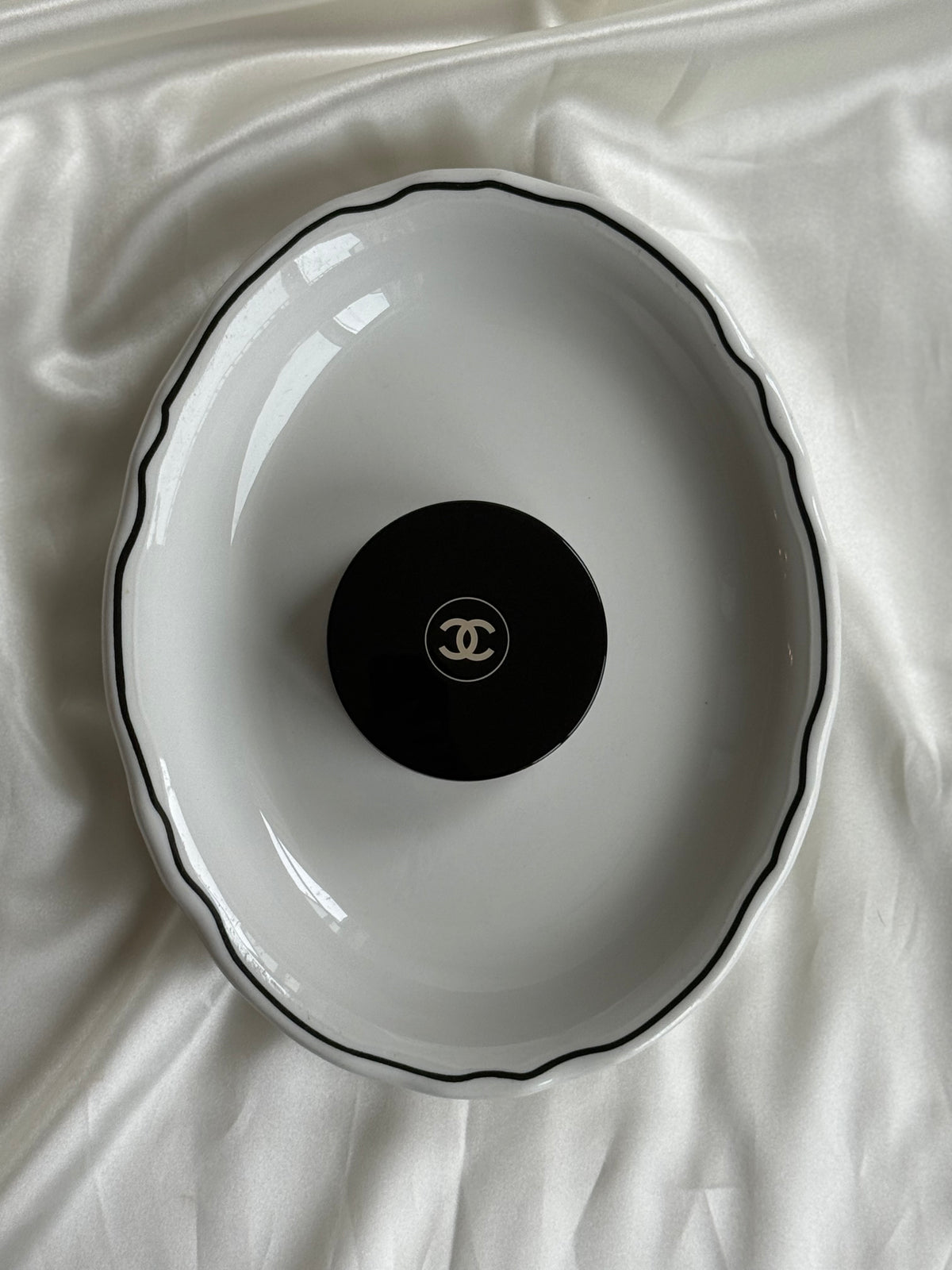 Vintage Scalloped Oval Serving Plates
