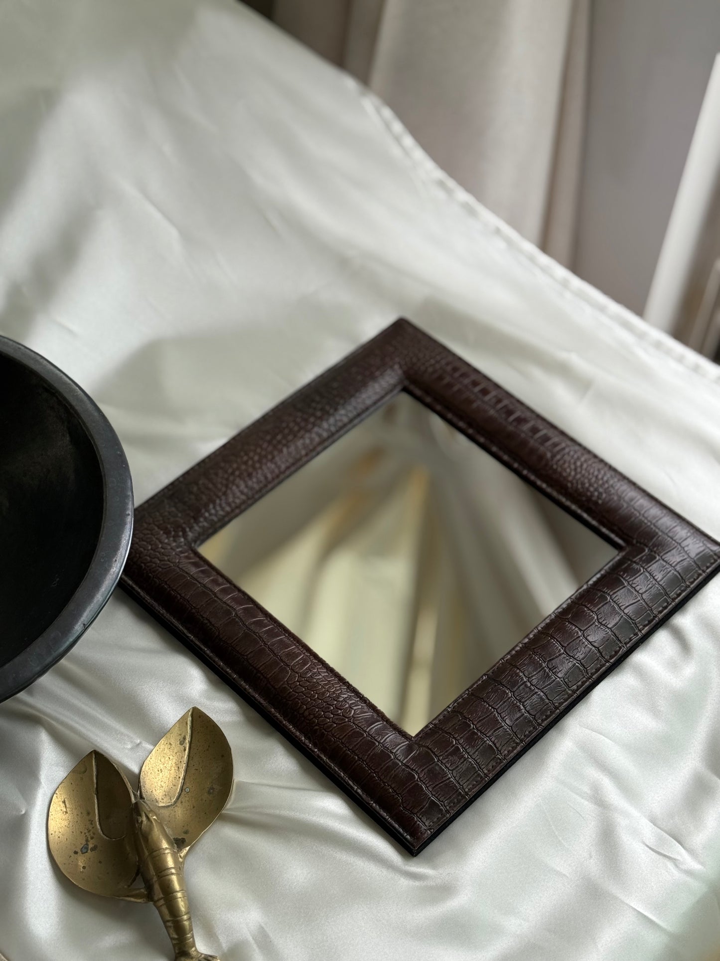 Embossed Croc Leather Mirror – Minimalist Square Wall Accent