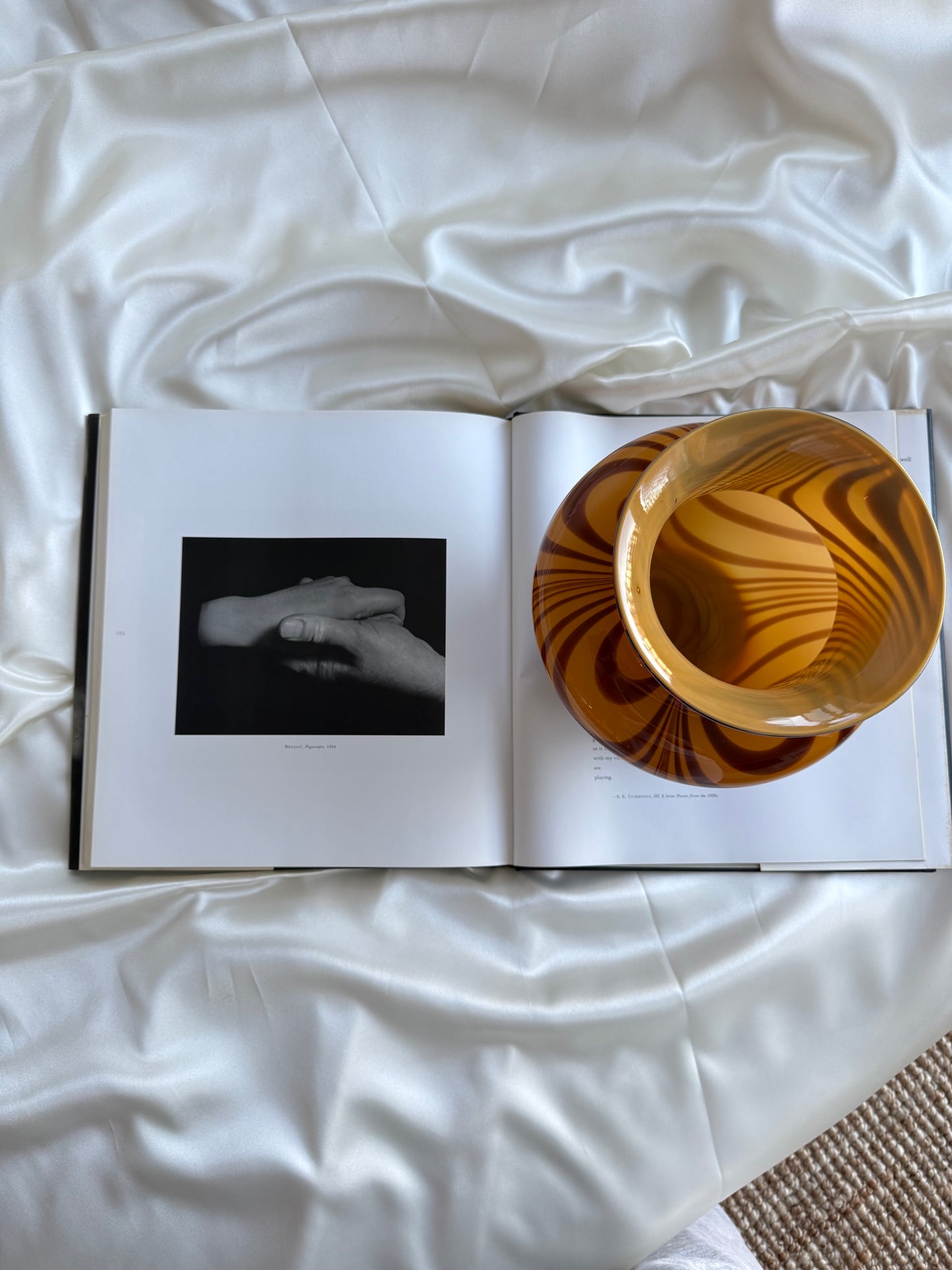 Vintage Art Glass Vase – Amber & Brown Swirl