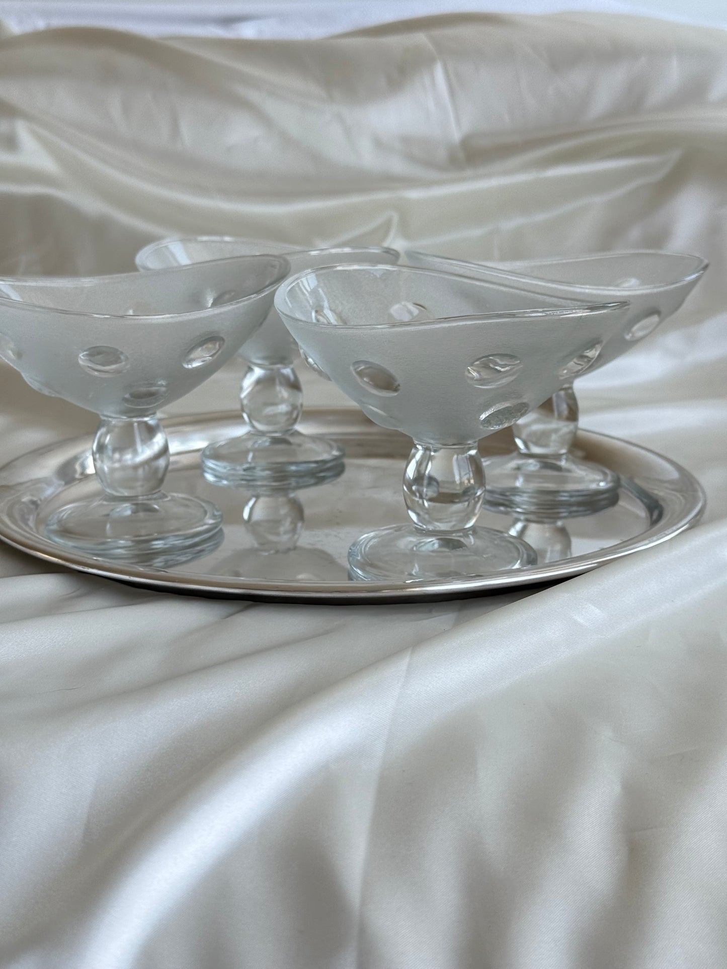 Set of 4 Vintage Italian Frosted Art Glass Dessert Coupes