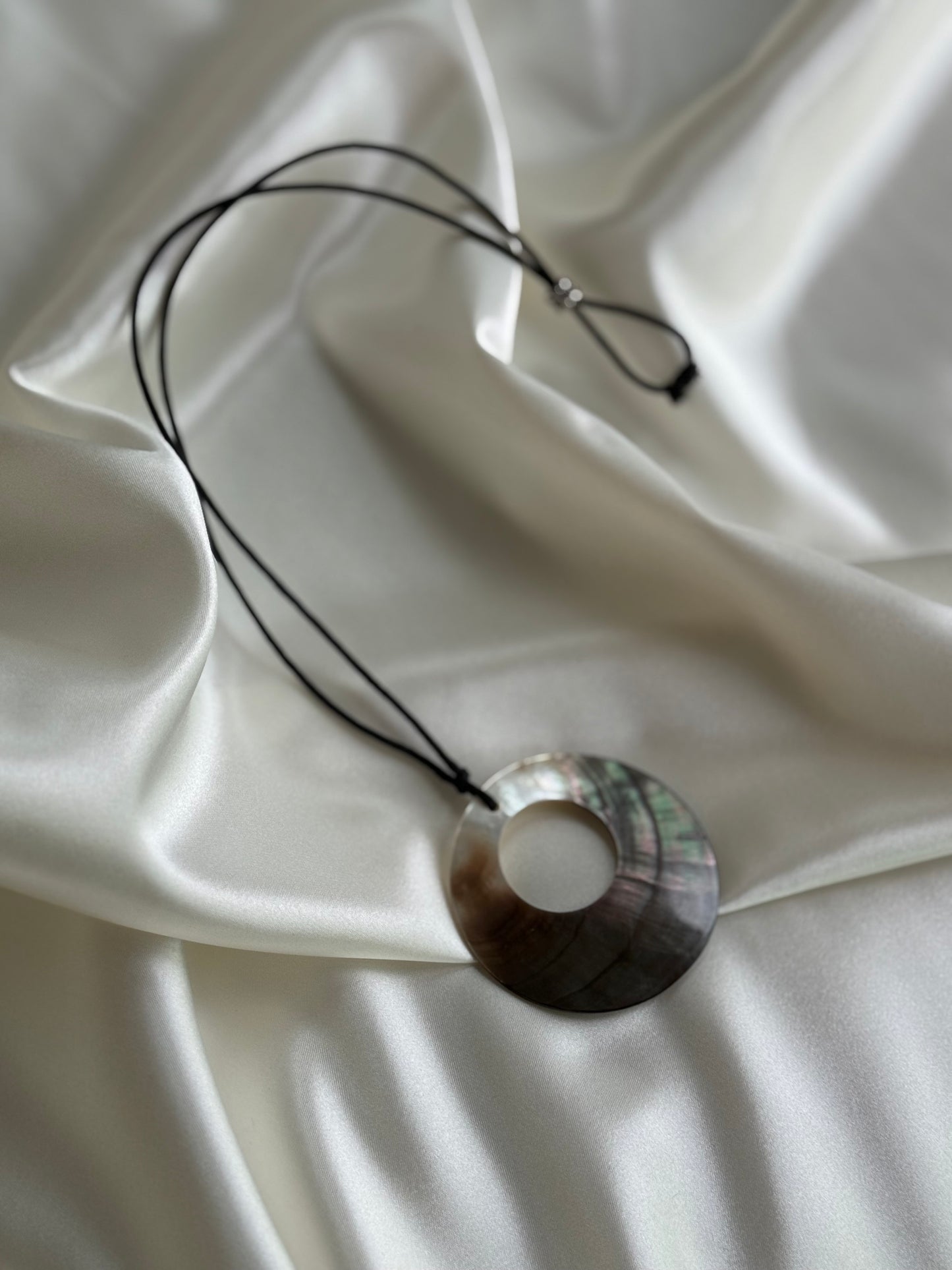 Natural Horn Circle Pendant Necklace