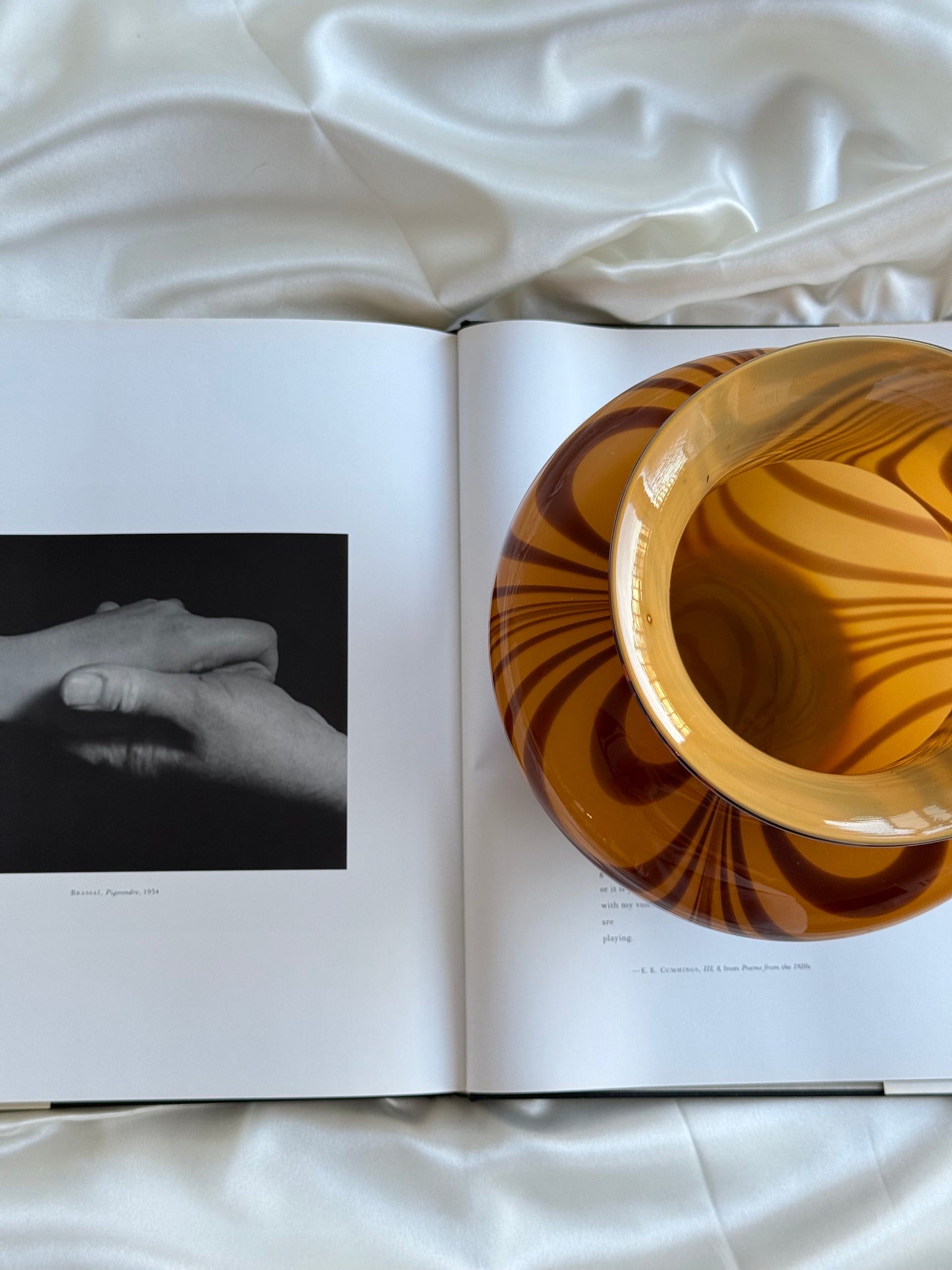 Vintage Art Glass Vase – Amber & Brown Swirl